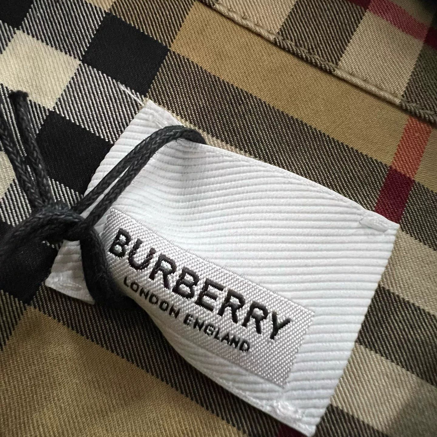 Burberry Burberry Graffiti Logo Check Zip Shirt US XS Size US XS / EU 42 / 0 - 4 Thumbnail