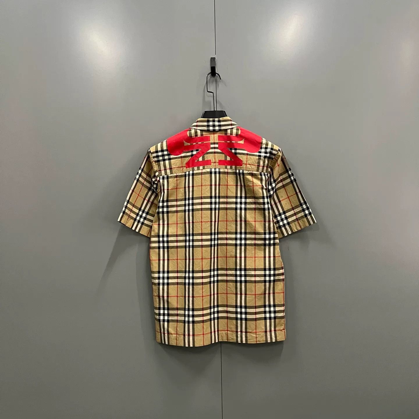 Burberry Burberry Graffiti Logo Check Zip Shirt US XS Size US XS / EU 42 / 0 - 3 Thumbnail
