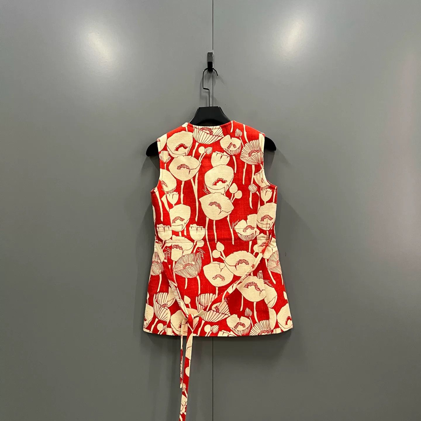 Gucci Gucci Floral Silk Sleeveless Top Size 38 Size XS / US 0-2 / IT 36-38 - 3 Thumbnail