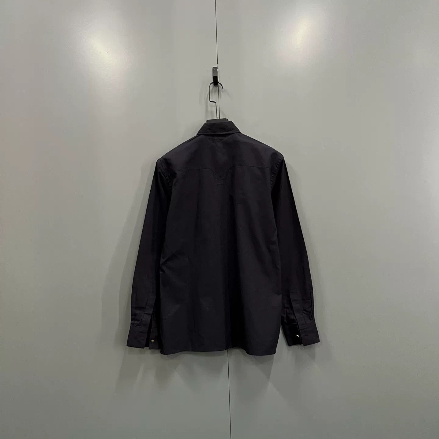 Givenchy Givenchy Embroidered Logo Button Up Shirt 39 Size US M / EU 48-50 / 2 - 3 Thumbnail