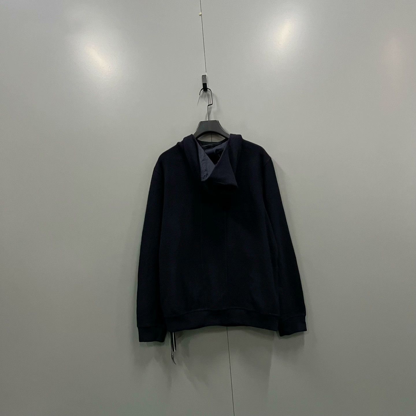 Louis Vuitton Louis Vuitton Cashmere Knit Hoodie L Size US L / EU 52-54 / 3 - 3 Thumbnail