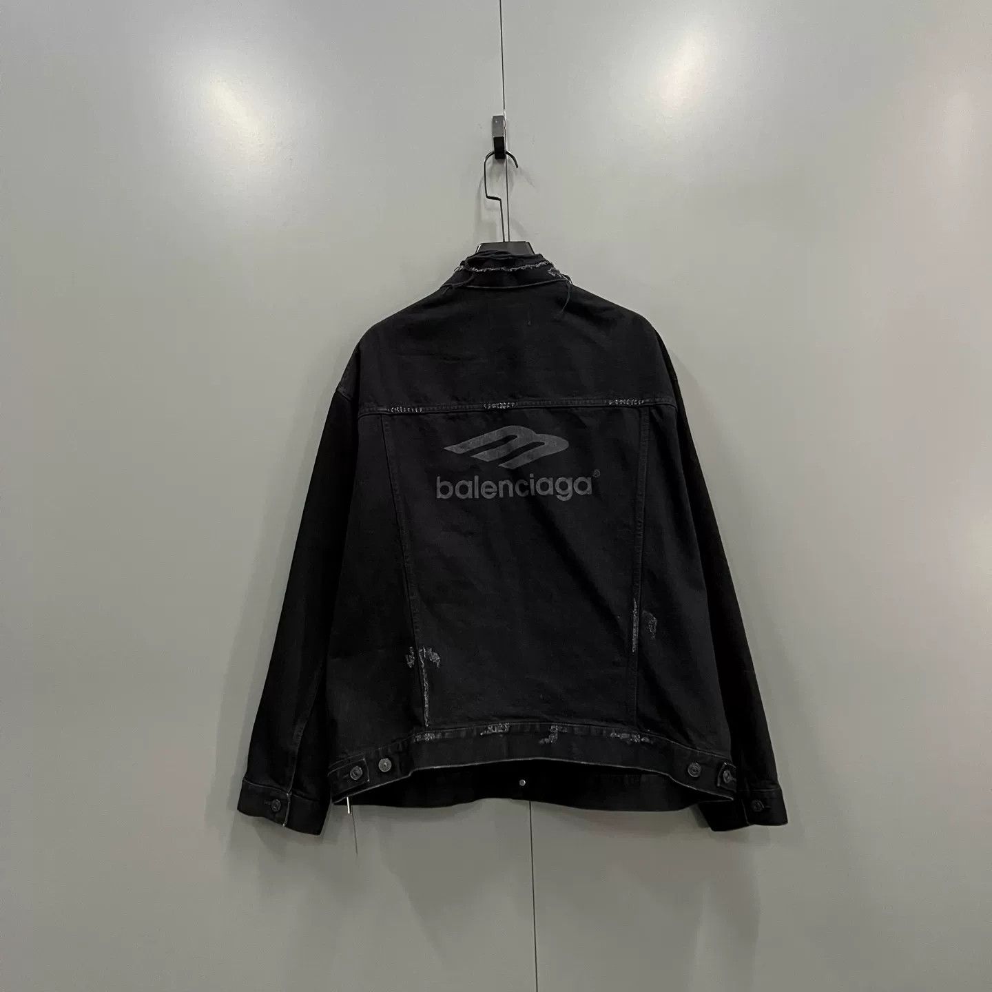 Balenciaga Balenciaga Embroidered Logo Denim Jacket XS Size US XS / EU 42 / 0 - 3 Thumbnail