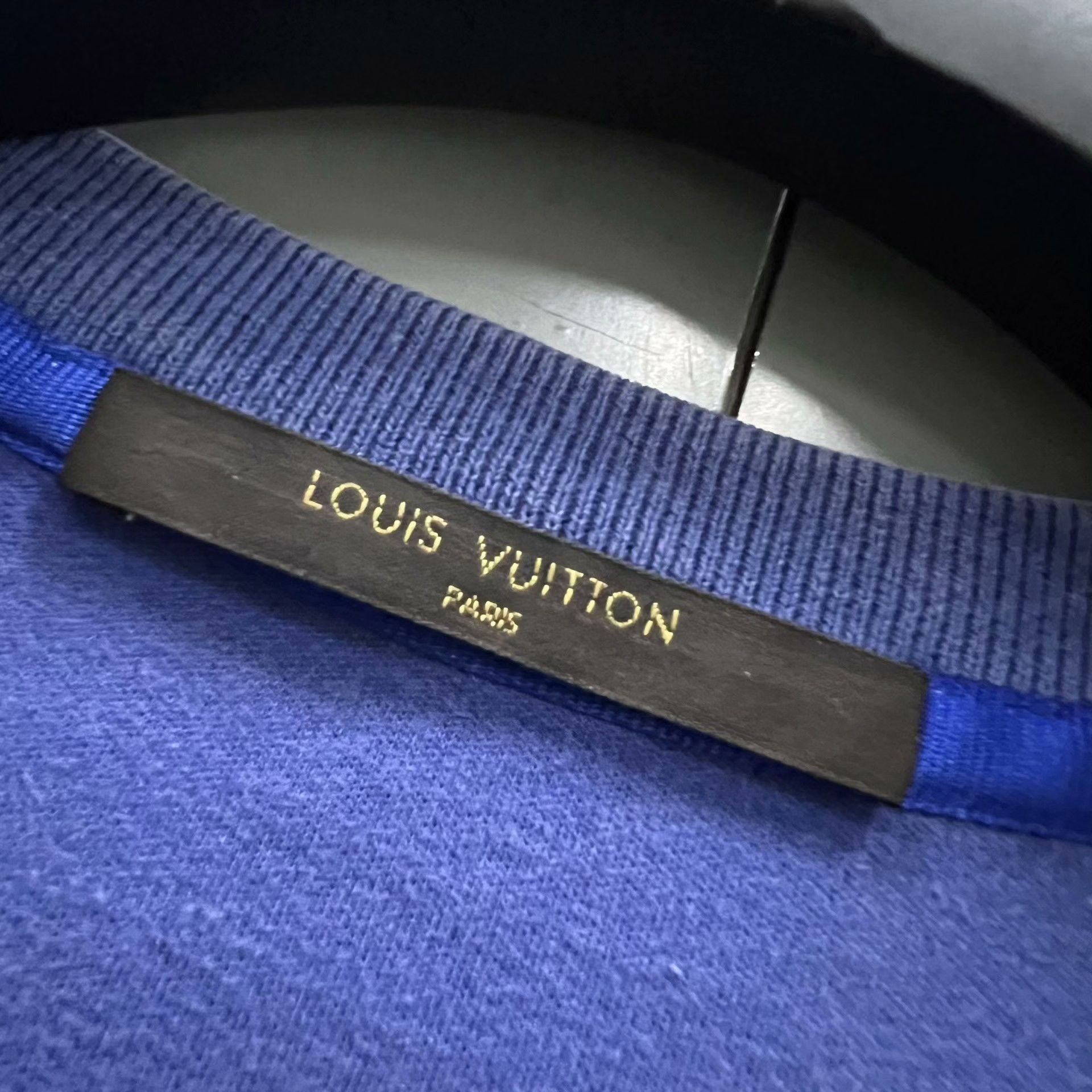 Louis Vuitton Louis Vuitton Flag Logo Crewneck Sweatshirt XL Size US XL / EU 56 / 4 - 4 Thumbnail