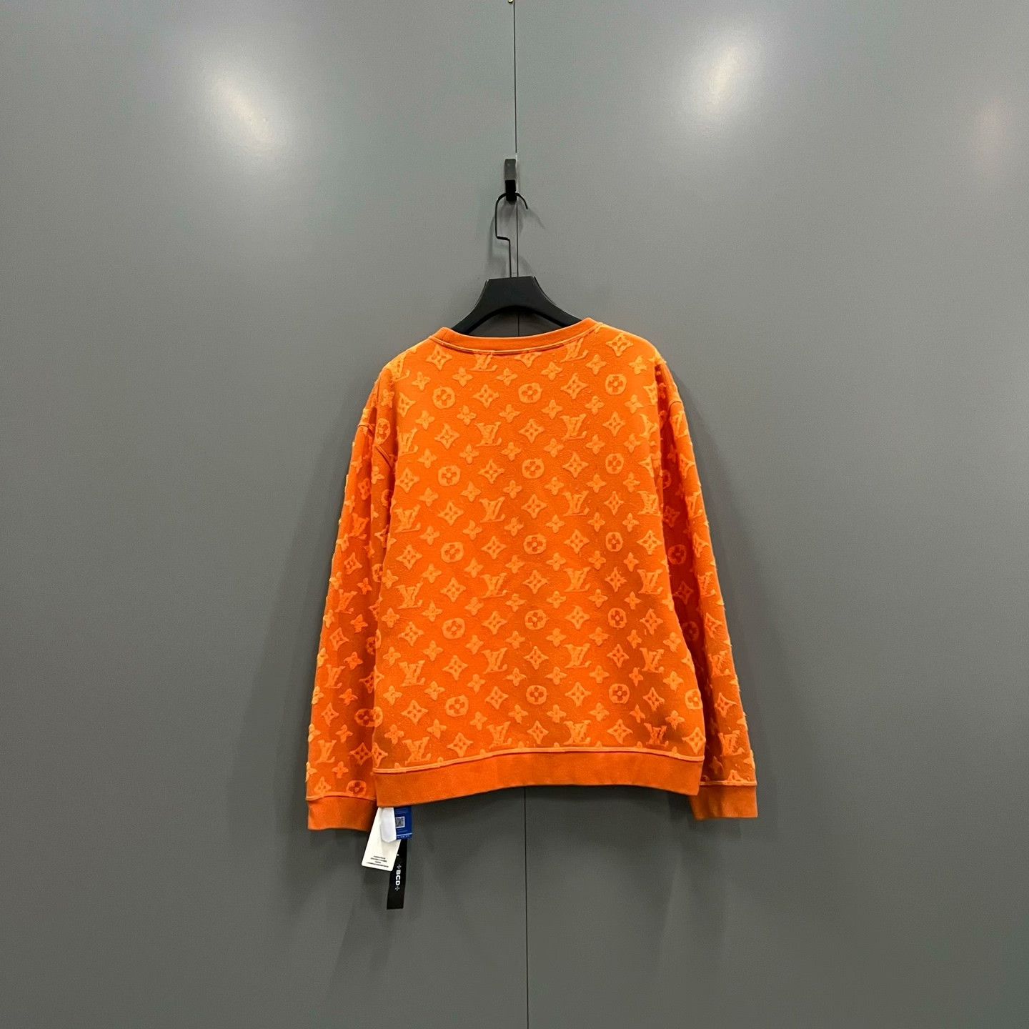 Louis Vuitton Louis Vuitton Monogram Flocked Sweatshirt L Size US L / EU 52-54 / 3 - 3 Thumbnail