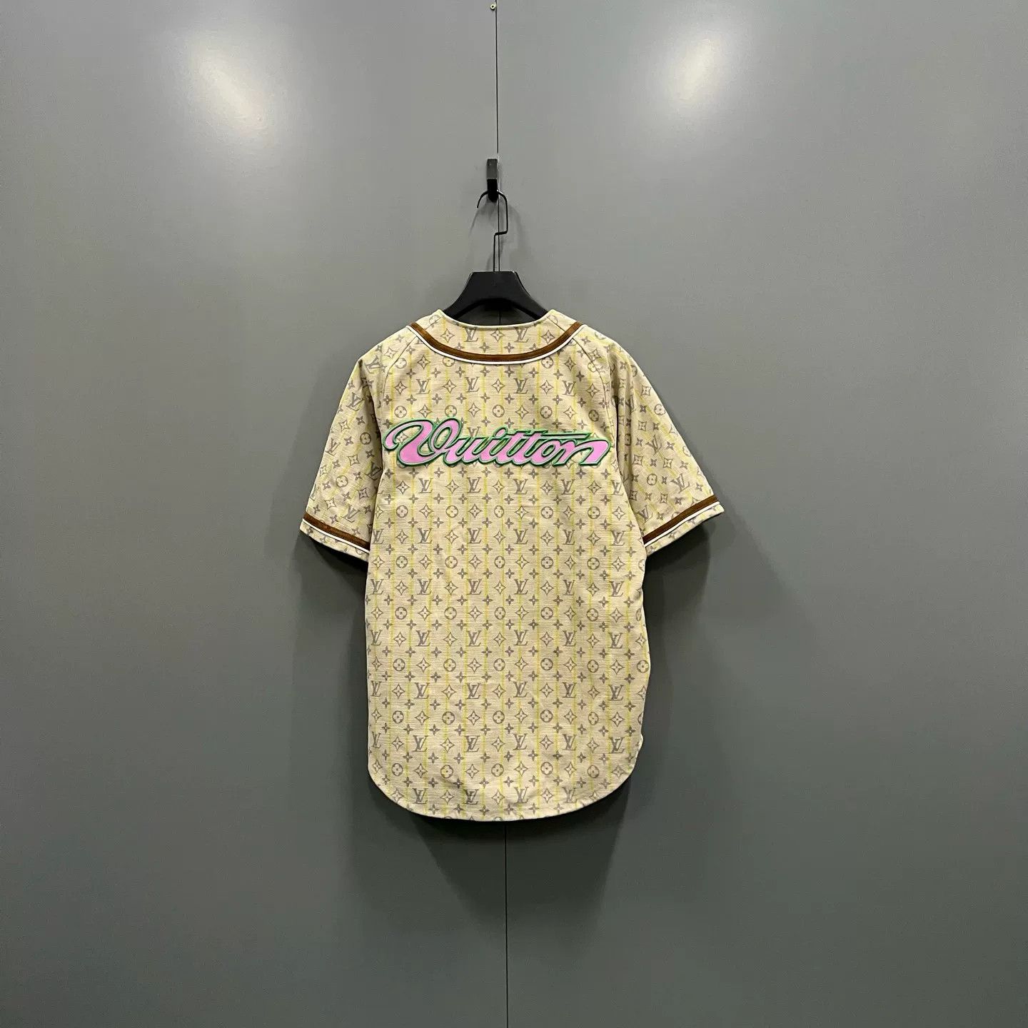 Louis Vuitton Louis Vuitton x Nigo Monogram Leather Baseball Shirt 48 Size US M / EU 48-50 / 2 - 3 Thumbnail