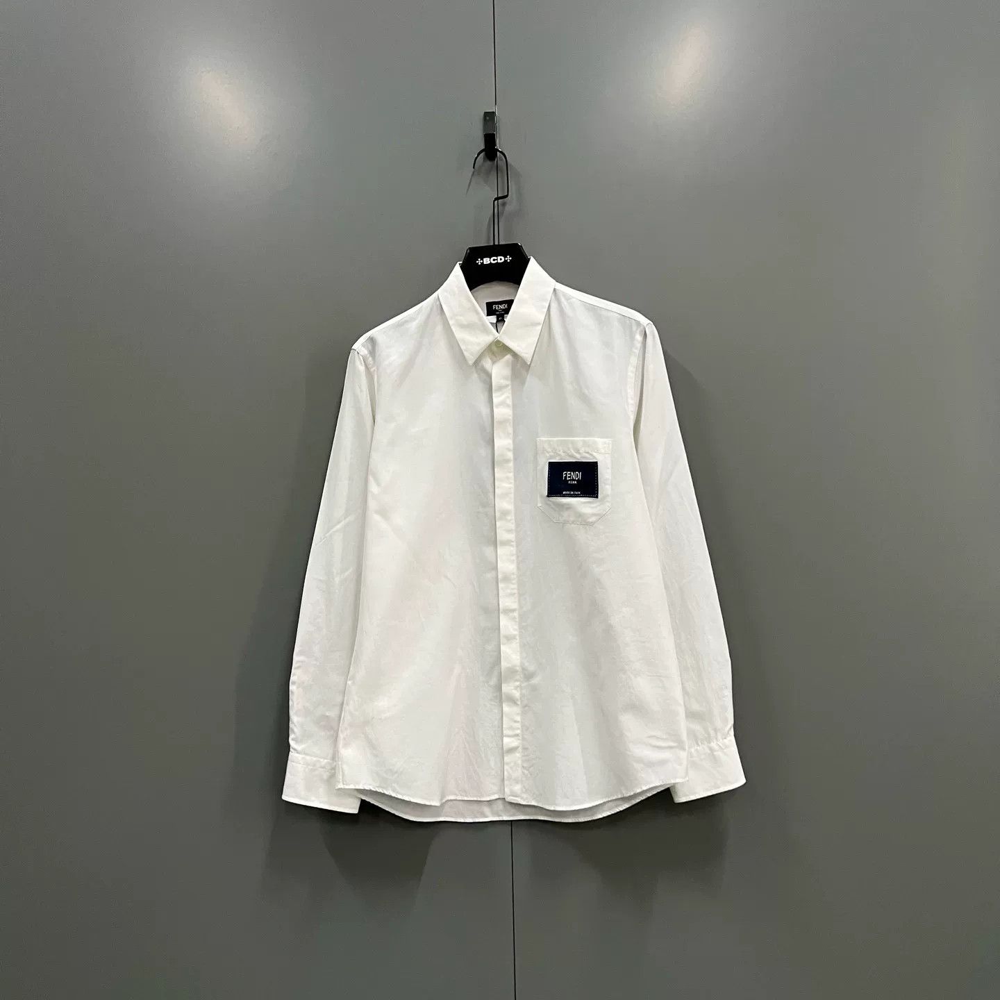 Fendi Fendi Logo Patch Cotton Silk Button Up Shirt 41 Size US L / EU 52-54 / 3 - 2 Thumbnail