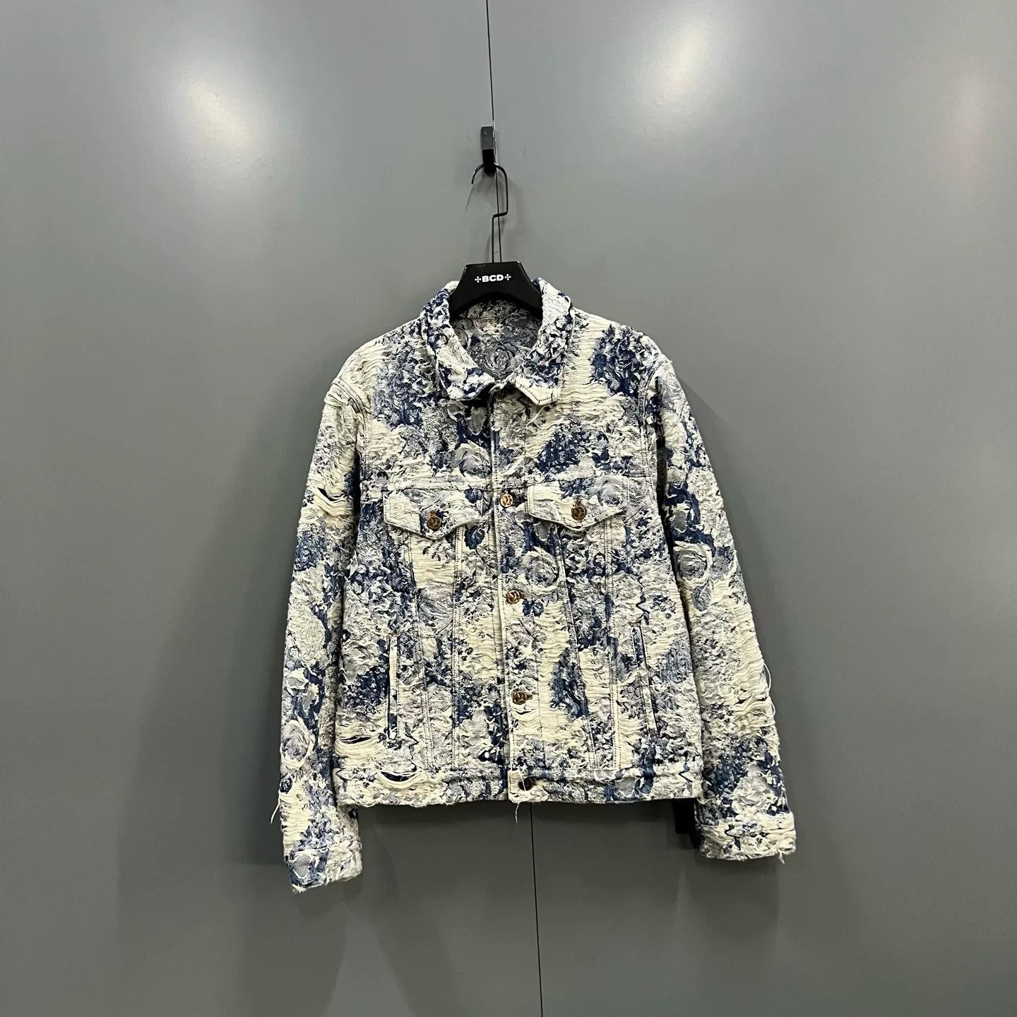 Louis Vuitton Louis Vuitton Floral Print Denim Jacket 52 Size US L / EU 52-54 / 3 - 2 Thumbnail