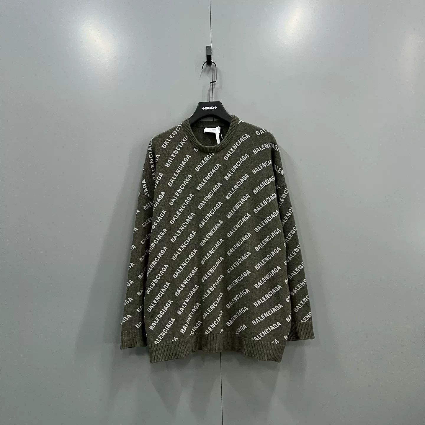 Balenciaga Balenciaga Allover Logo Knit Sweater Size 3 Size US L / EU 52-54 / 3 - 2 Thumbnail