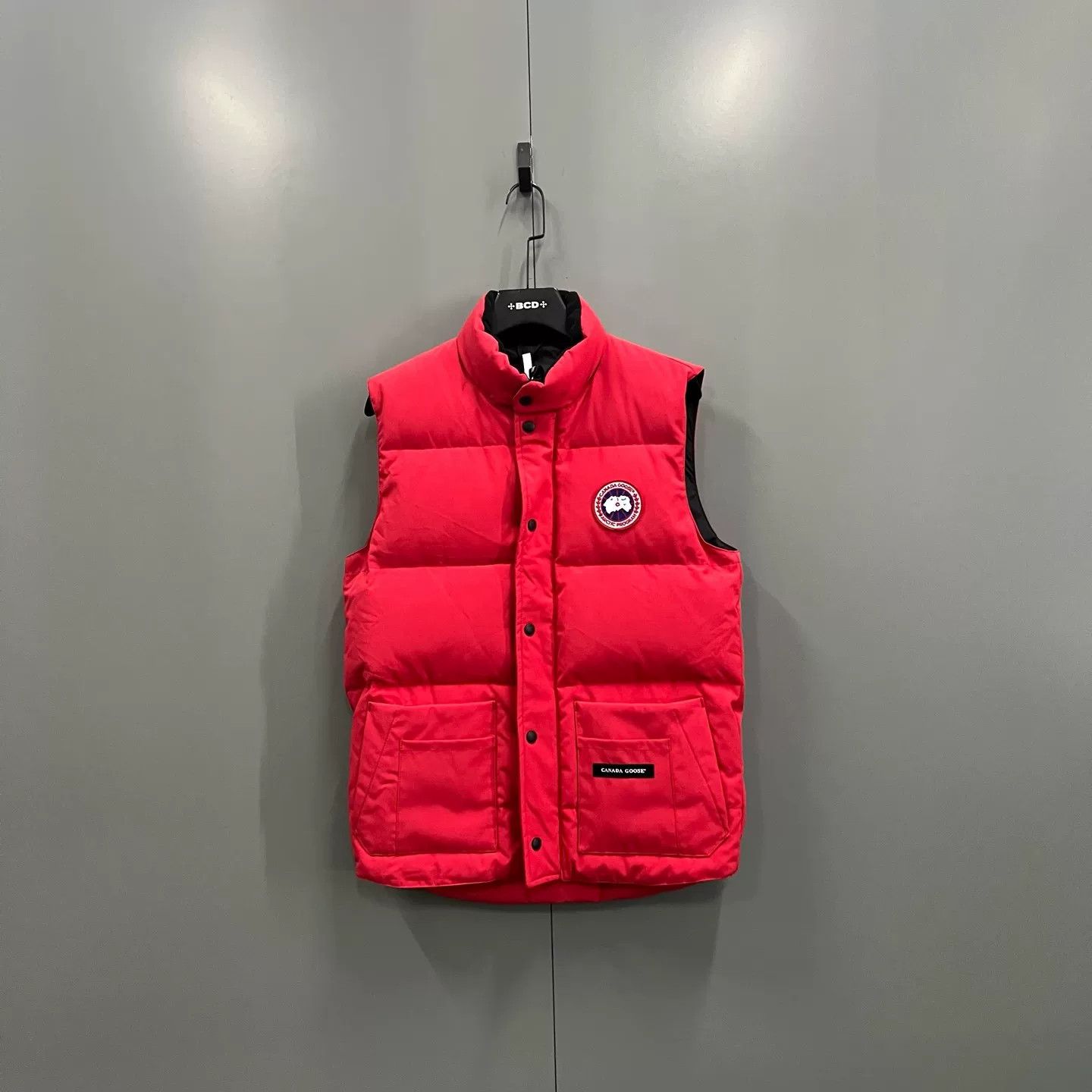 Canada Goose Canada Goose Red Freestyle Down Vest S Size US S / EU 44-46 / 1 - 2 Thumbnail
