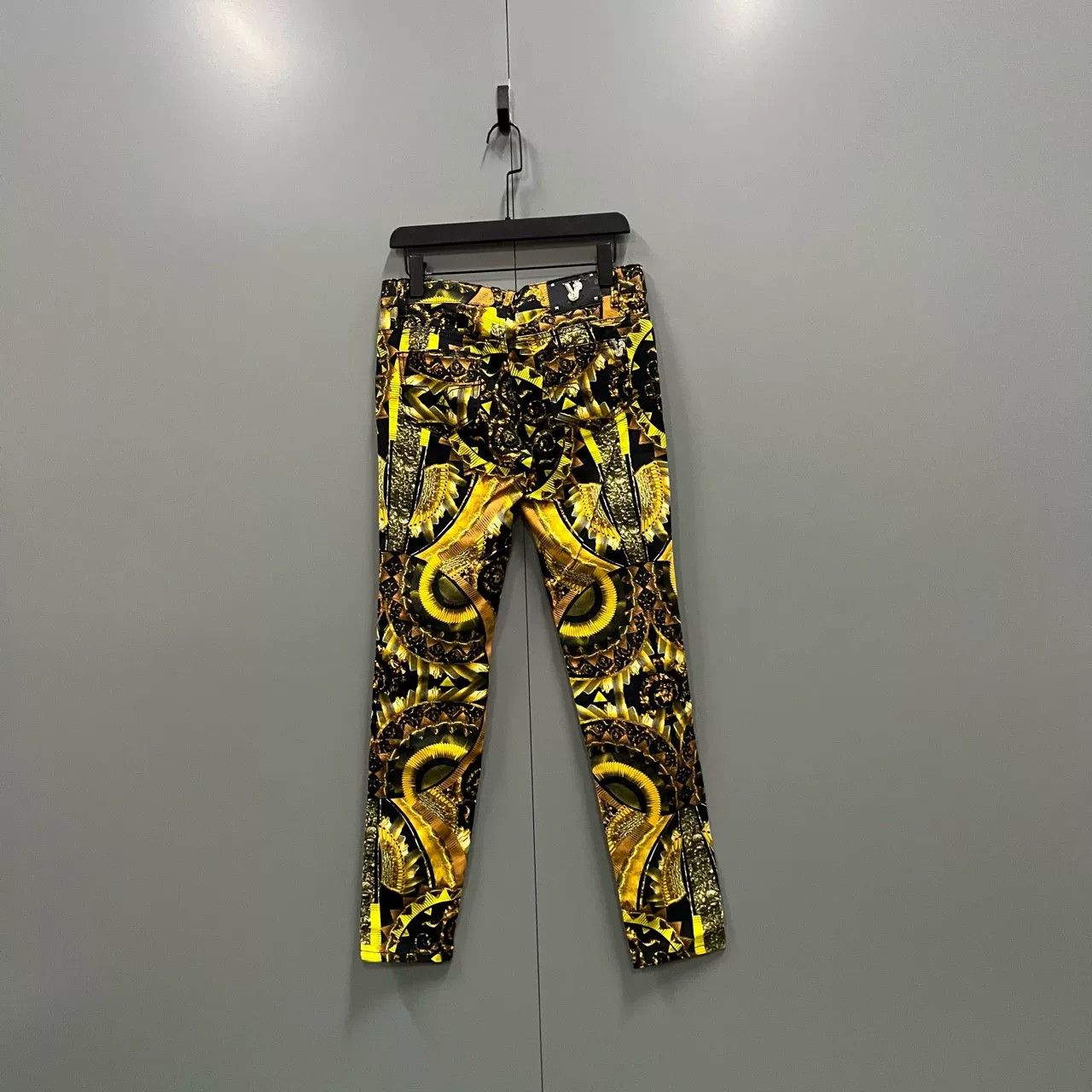 Versace Versace Jeans Baroque Print Trousers Size 28 Size US 28 / EU 44 - 2 Thumbnail