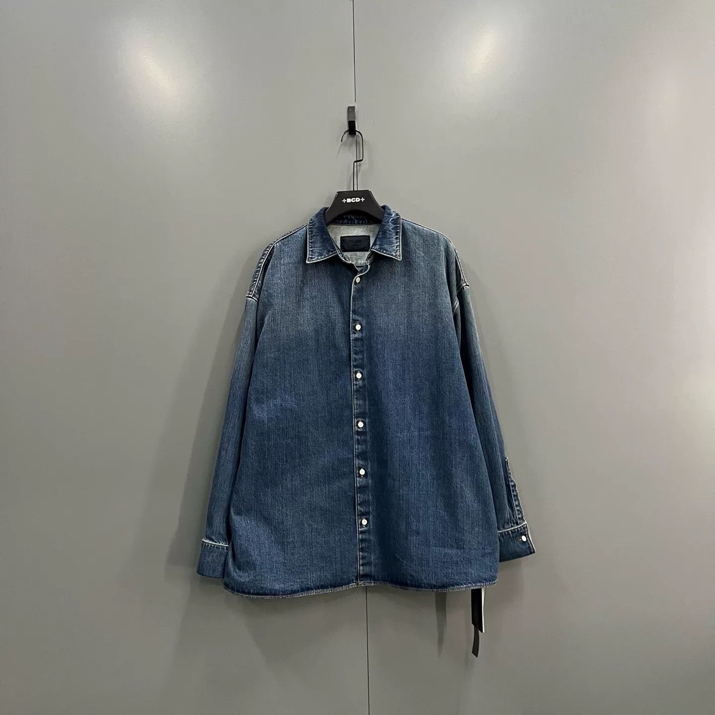Prada Prada Triangle Logo Denim Shirt US L Size US L / EU 52-54 / 3 - 2 Thumbnail