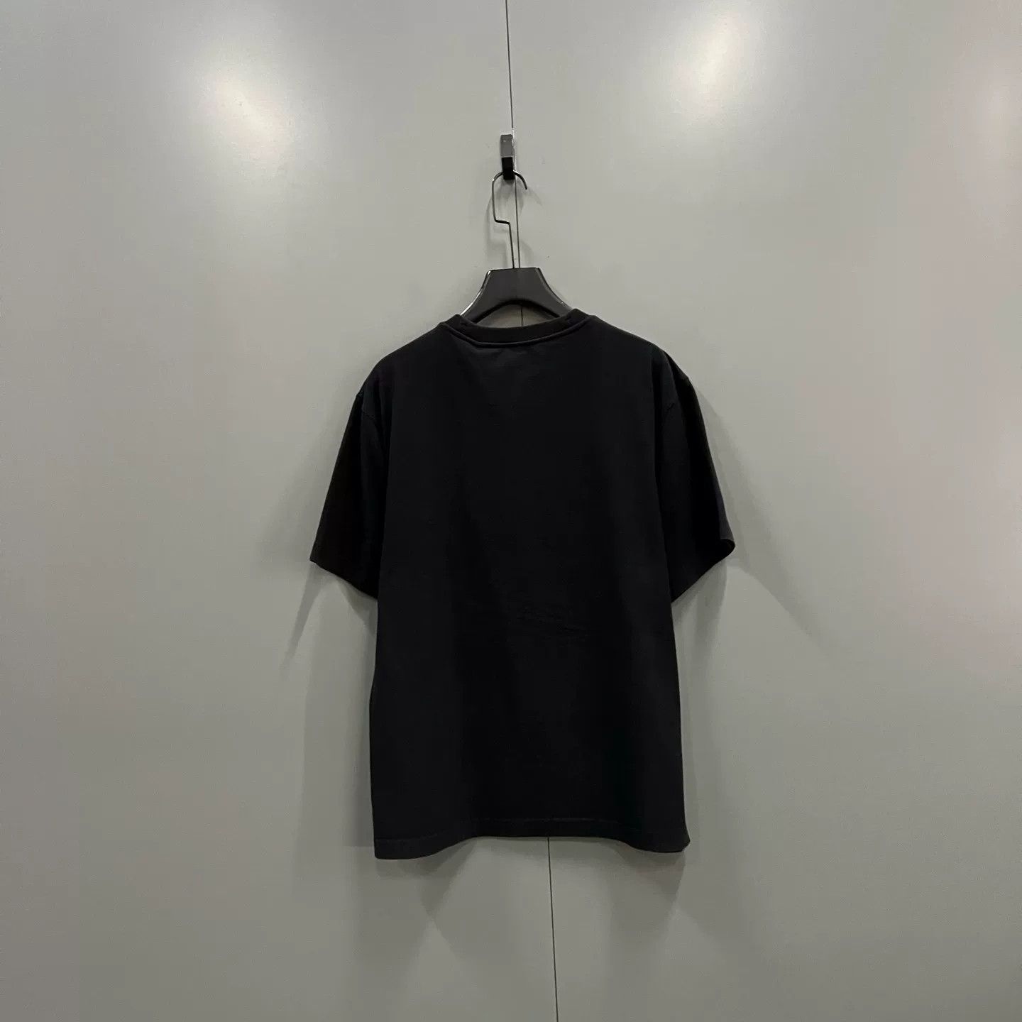 Burberry Burberry EKD Embroidered Logo T-Shirt XL Size US XL / EU 56 / 4 - 3 Thumbnail