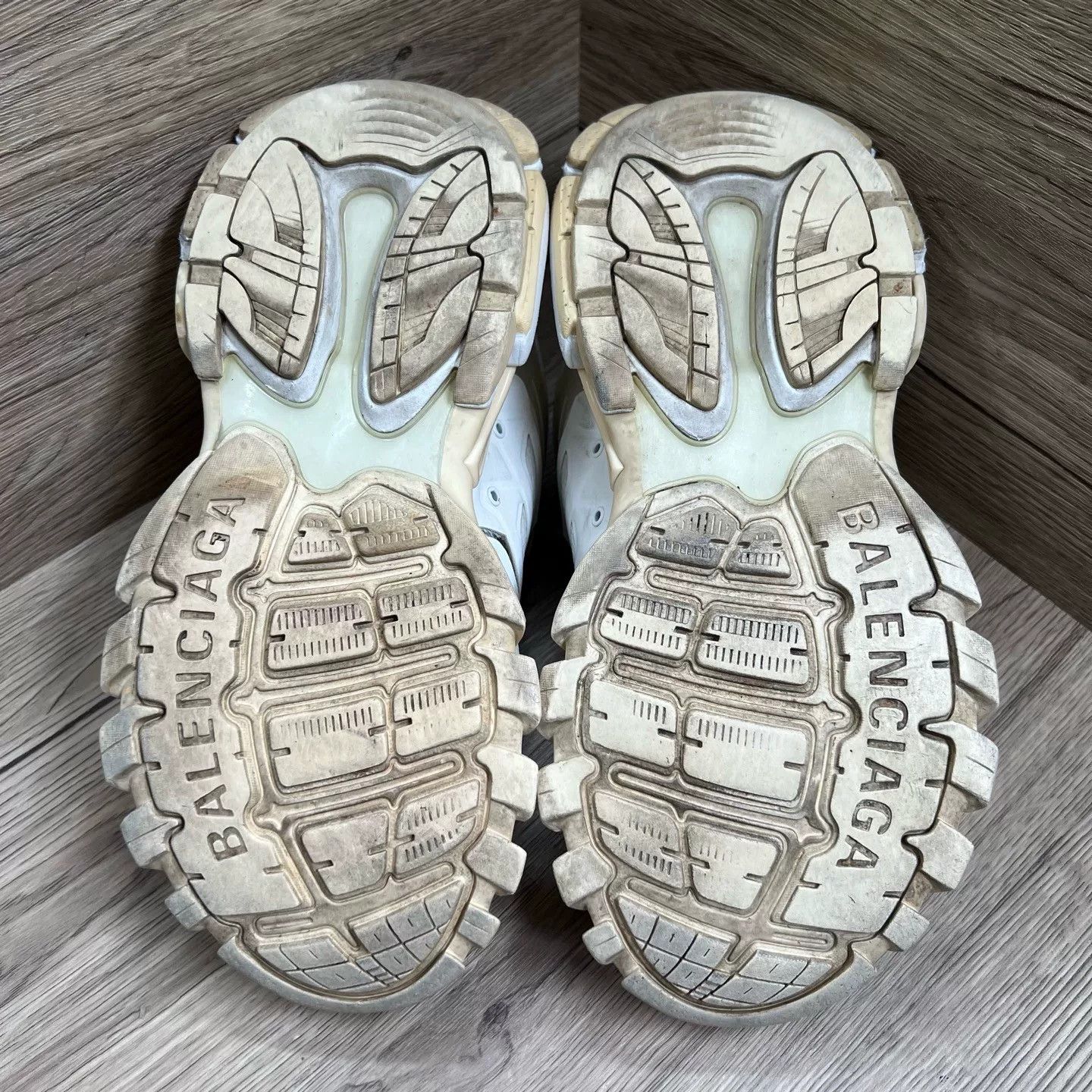 Balenciaga Balenciaga White Track Sneakers 42 Size US 9 / EU 42 - 6 Thumbnail