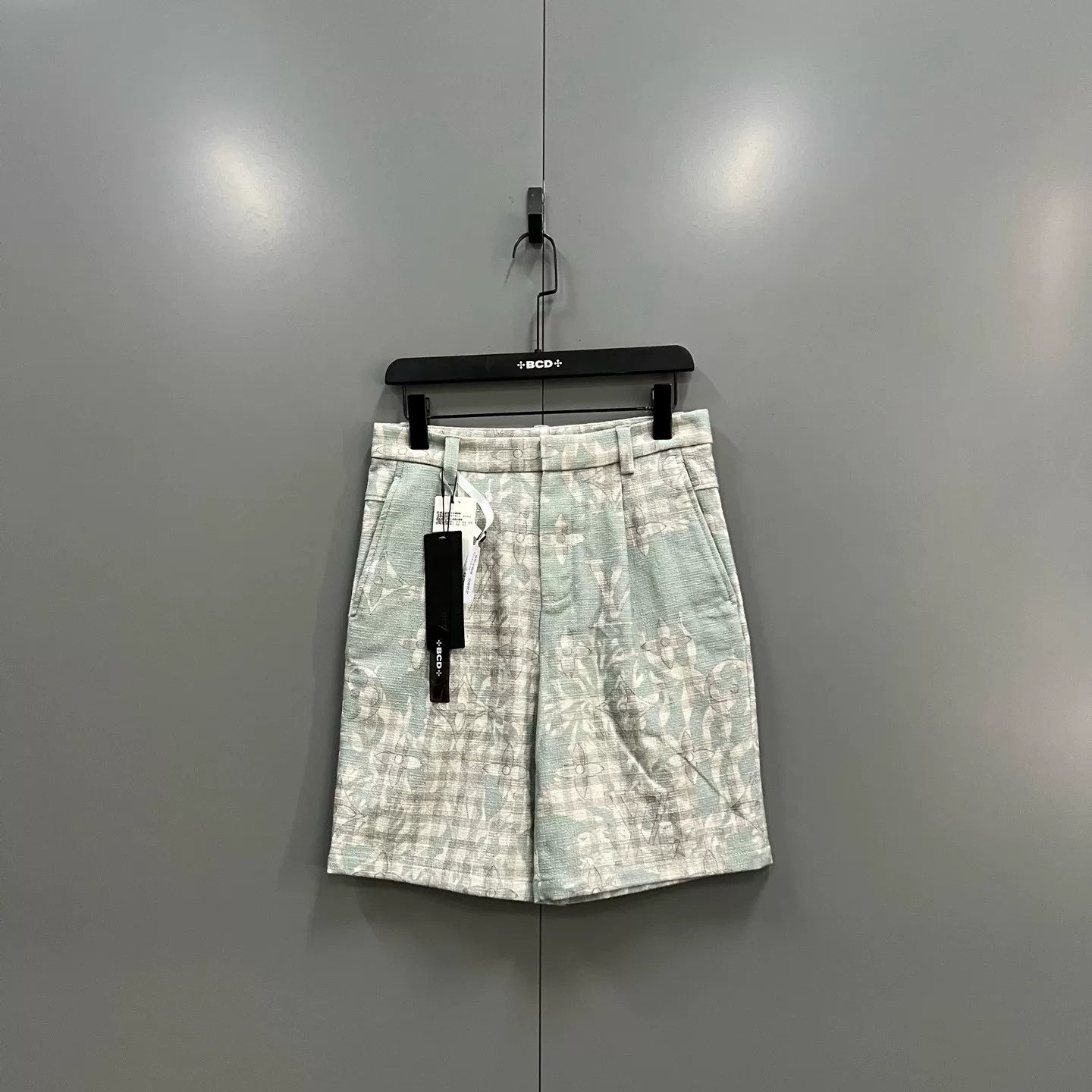 Louis Vuitton Louis Vuitton Monogram Damier Shorts Size 44 Size US 28 / EU 44 - 2 Thumbnail