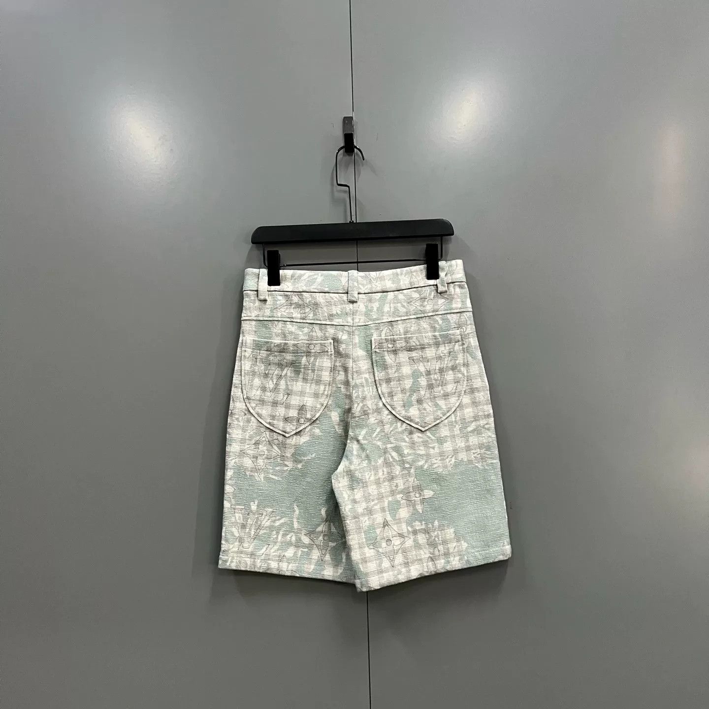 Louis Vuitton Louis Vuitton Monogram Damier Shorts Size 44 Size US 28 / EU 44 - 3 Thumbnail