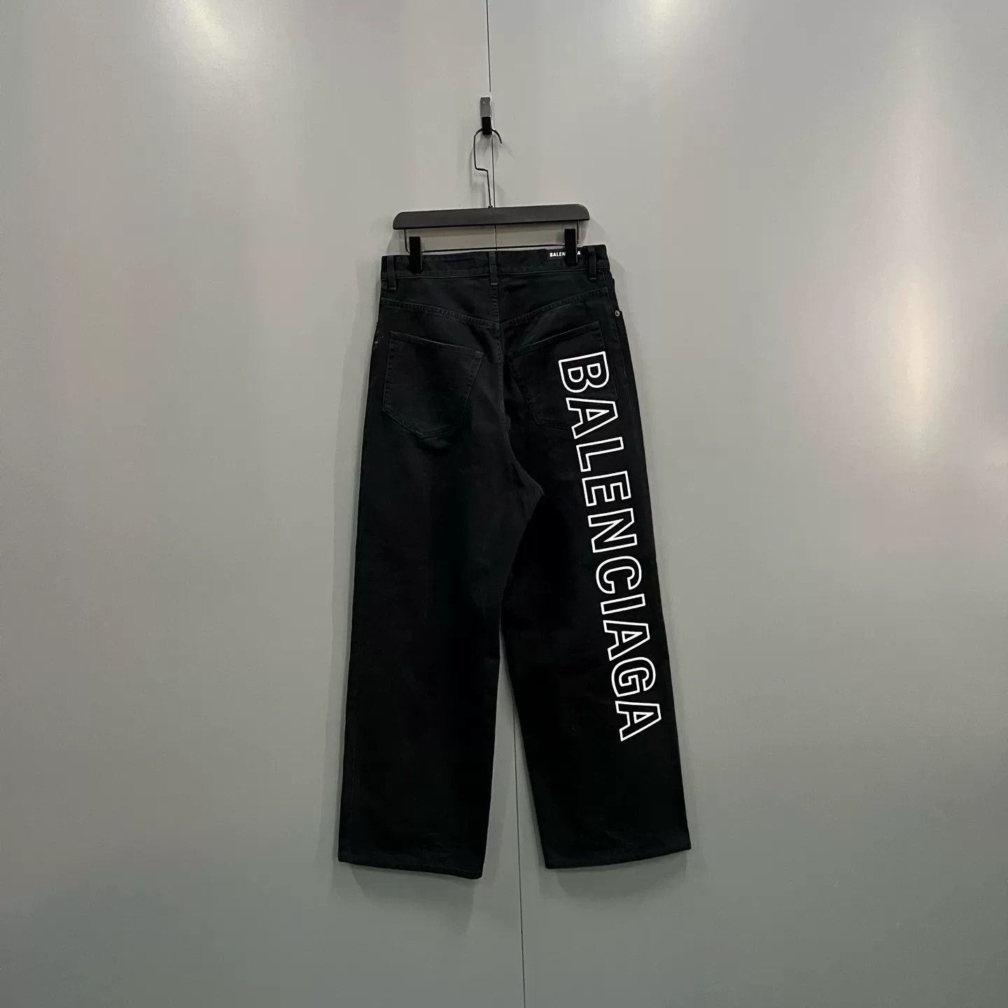 Balenciaga Balenciaga Side Logo Straight Jeans XS Size US 28 / EU 44 - 3 Thumbnail