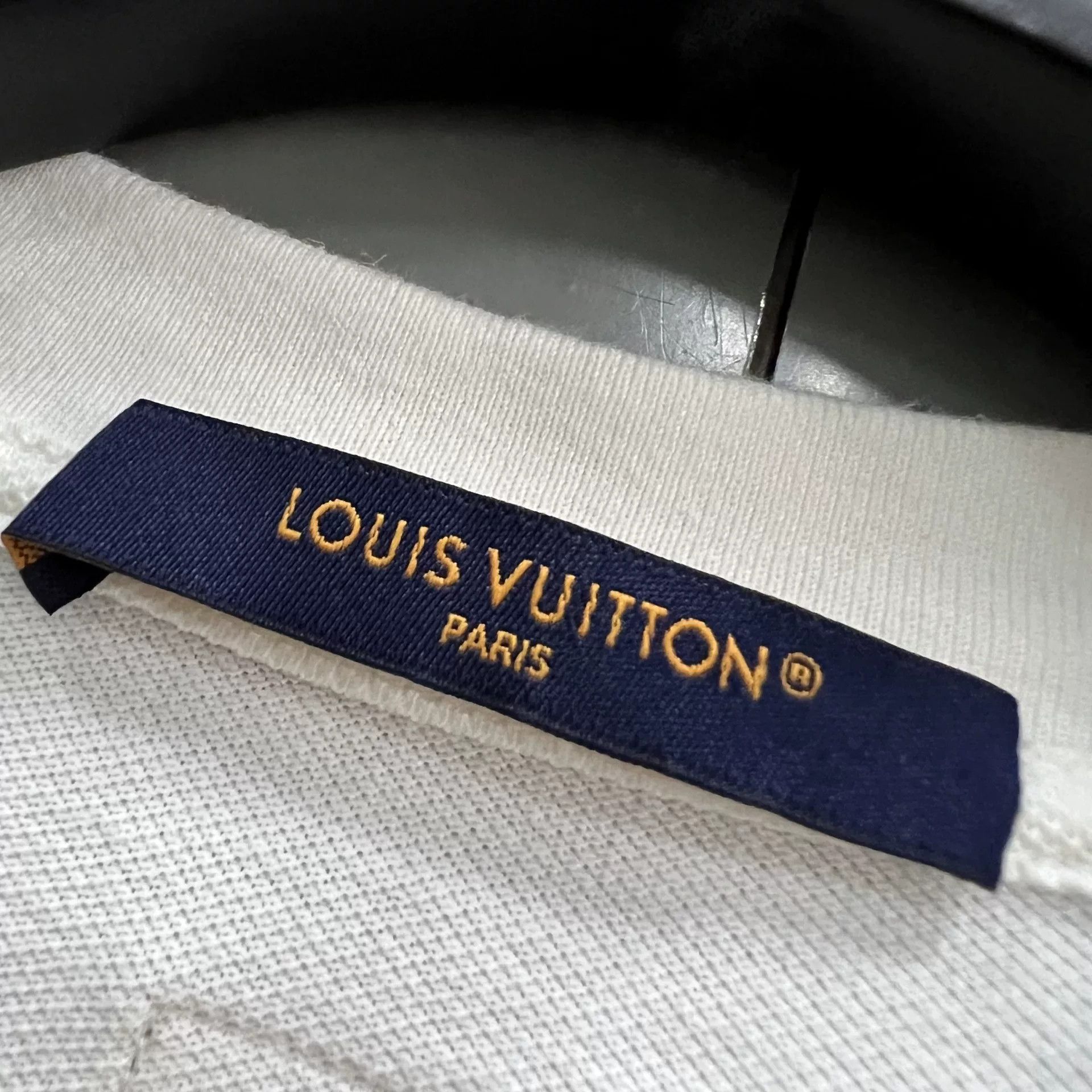 Louis Vuitton Louis Vuitton x Nigo Floral Embroidered T-Shirt M Size US M / EU 48-50 / 2 - 4 Thumbnail