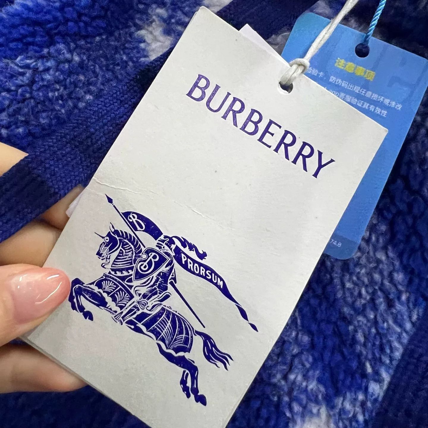 Burberry Burberry Blue Check Fleece Hoodie Size M Size US M / EU 48-50 / 2 - 5 Thumbnail