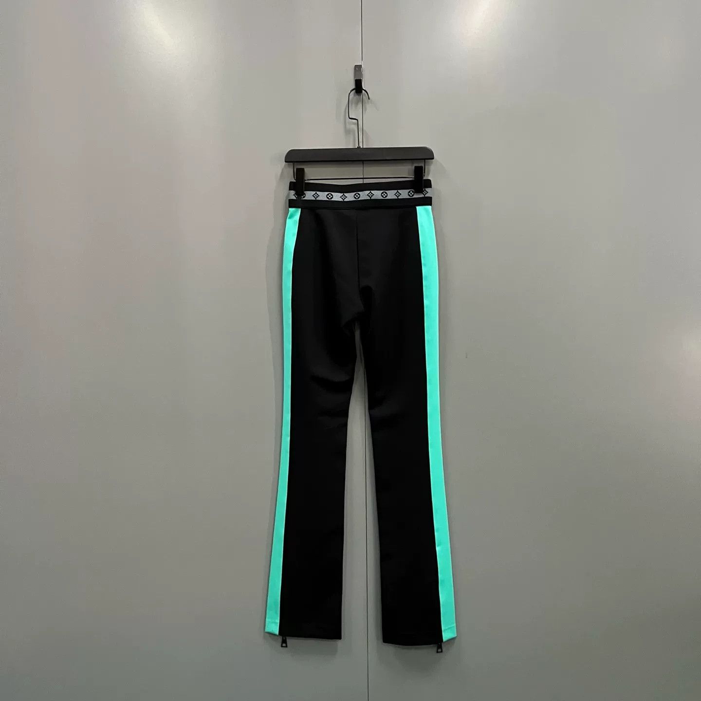 Louis Vuitton Louis Vuitton Monogram Waist Two-Tone Flared Pants 38 Size 27" / US 4 / IT 40 - 3 Thumbnail