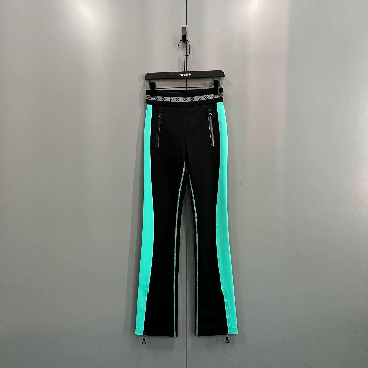 Louis Vuitton Louis Vuitton Monogram Waist Two-Tone Flared Pants 38 Size 27" / US 4 / IT 40 - 2 Thumbnail