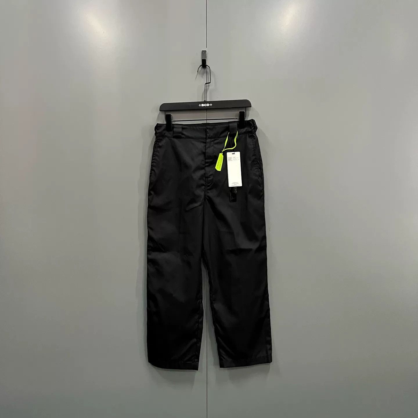 Prada Prada Triangle Logo Nylon Pants US 26 Size US 26 / EU 42 - 2 Thumbnail