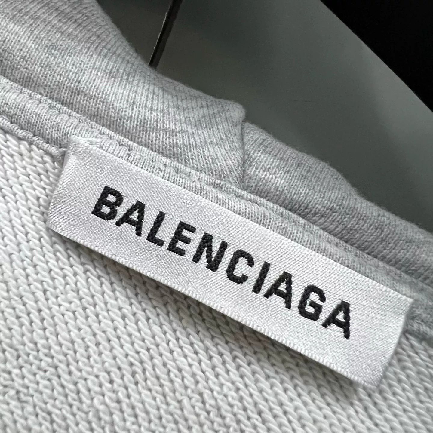Balenciaga Balenciaga Back Logo Hoodie Size S Size US S / EU 44-46 / 1 - 4 Thumbnail