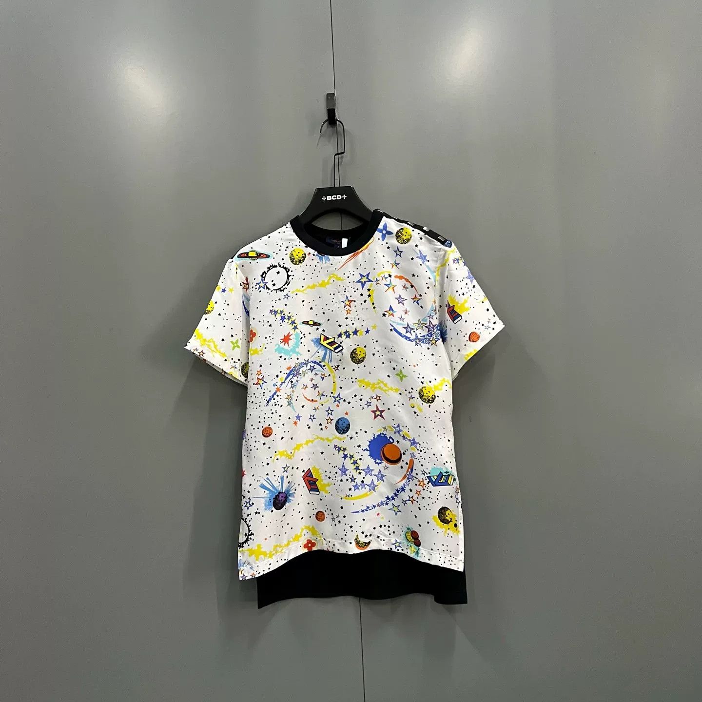 Louis Vuitton Louis Vuitton Planet Galaxy Print T-Shirt S Size US S / EU 44-46 / 1 - 2 Thumbnail