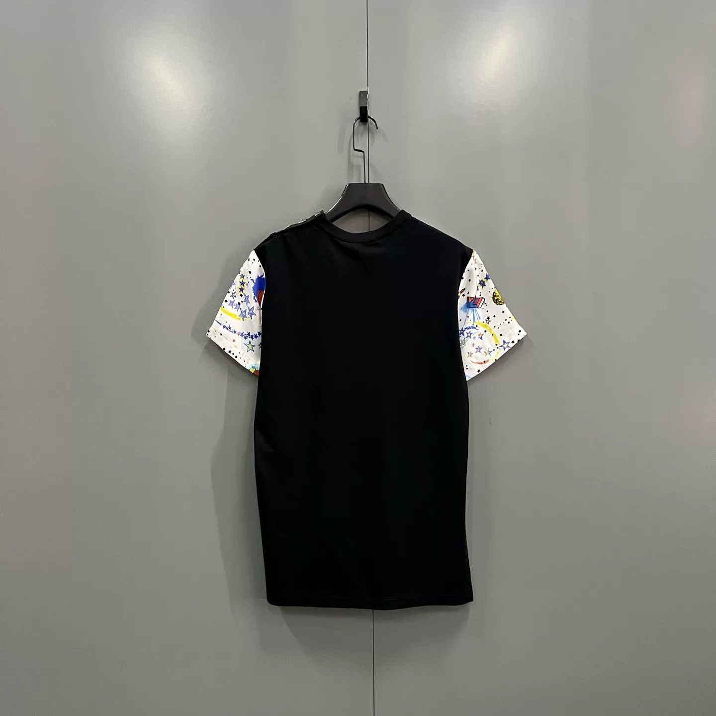 Louis Vuitton Louis Vuitton Planet Galaxy Print T-Shirt S Size US S / EU 44-46 / 1 - 3 Thumbnail