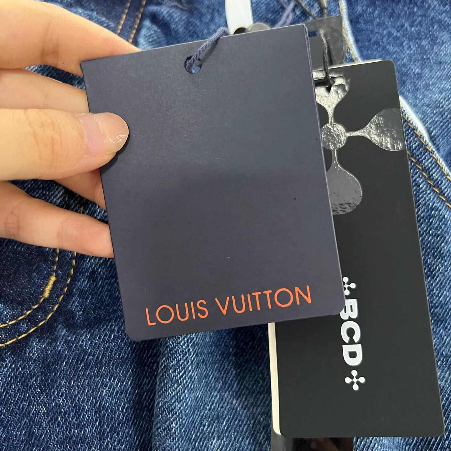 Louis Vuitton Louis Vuitton Monogram Denim Carpenter Jeans 33 Size US 33 - 5 Thumbnail