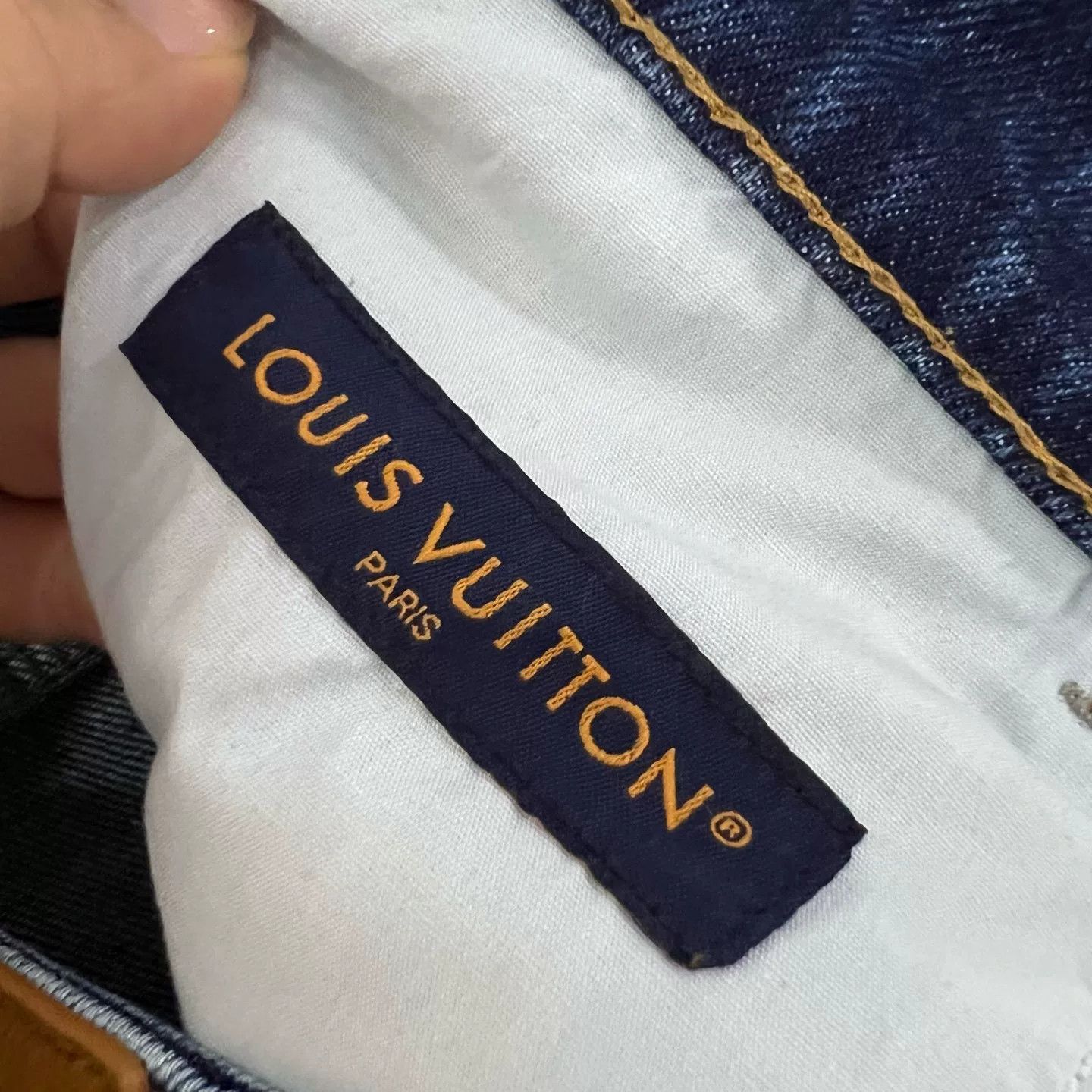 Louis Vuitton Louis Vuitton Monogram Denim Carpenter Jeans 33 Size US 33 - 4 Thumbnail