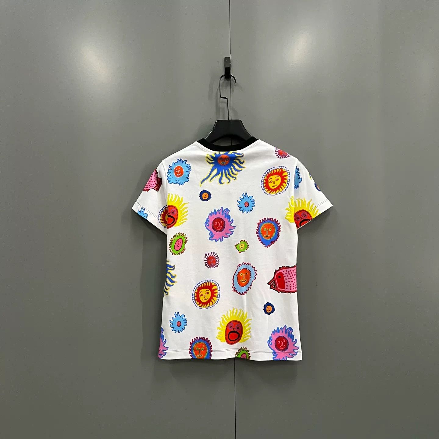 Louis Vuitton Louis Vuitton x Yayoi Kusama Faces Graphic T-Shirt XS Size US XS / EU 42 / 0 - 3 Thumbnail