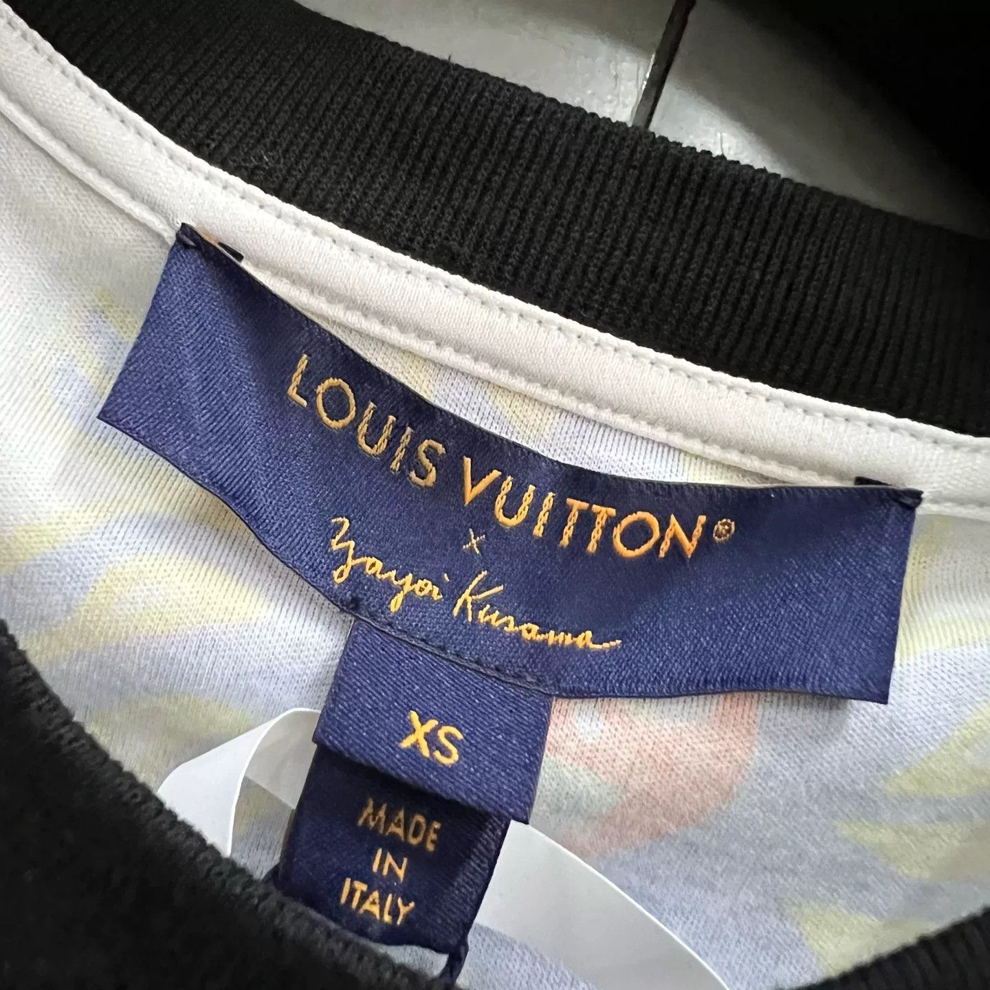 Louis Vuitton Louis Vuitton x Yayoi Kusama Faces Graphic T-Shirt XS Size US XS / EU 42 / 0 - 4 Thumbnail