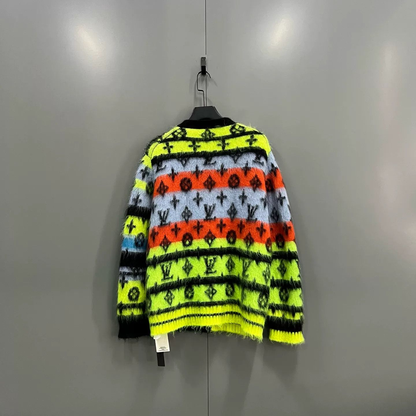 Louis Vuitton Louis Vuitton Multi Monogram Mohair Cardigan XL Size US XL / EU 56 / 4 - 3 Thumbnail