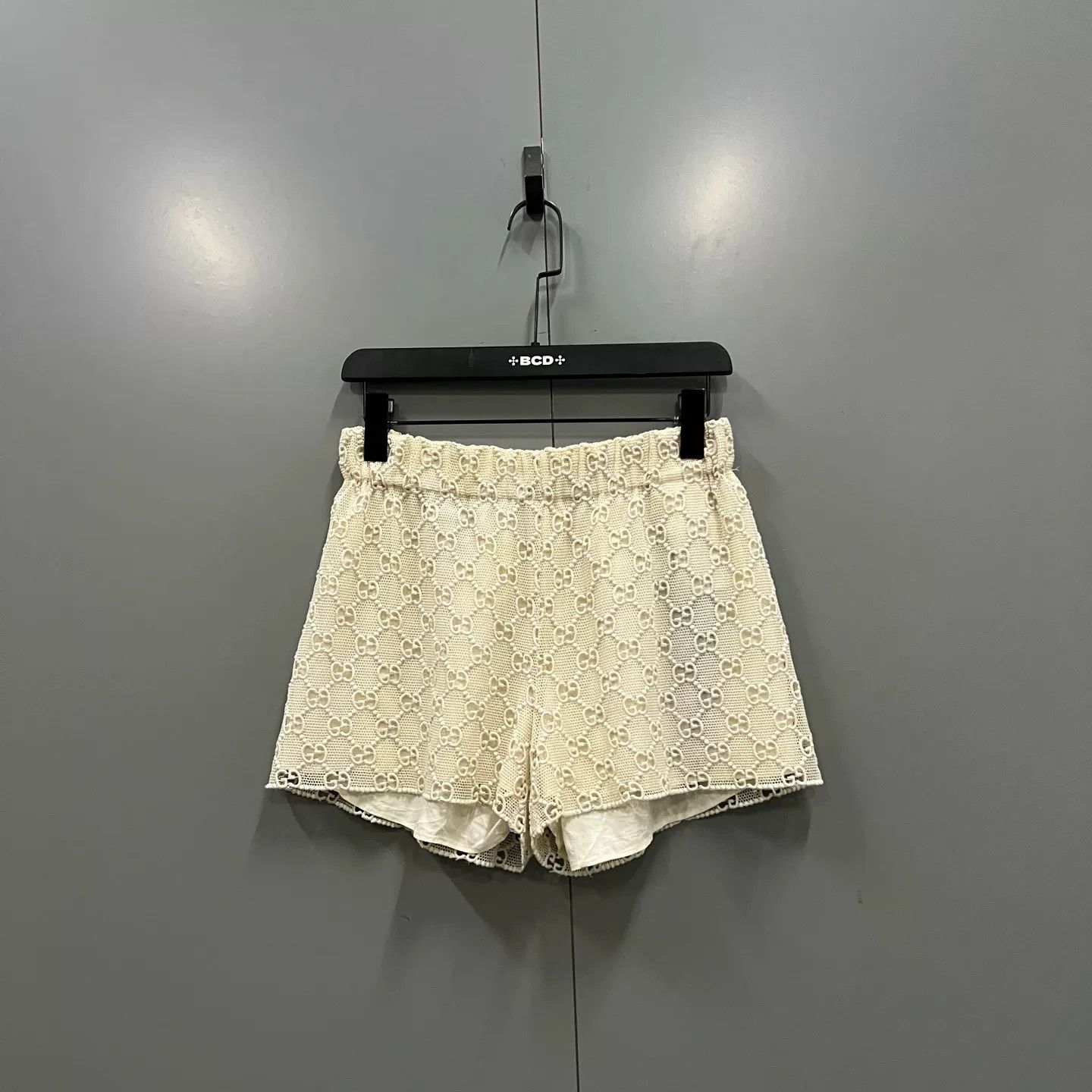 Gucci Gucci GG Lace Embroidery Shorts Size 38 Size 26" / US 2 / IT 38 - 2 Thumbnail
