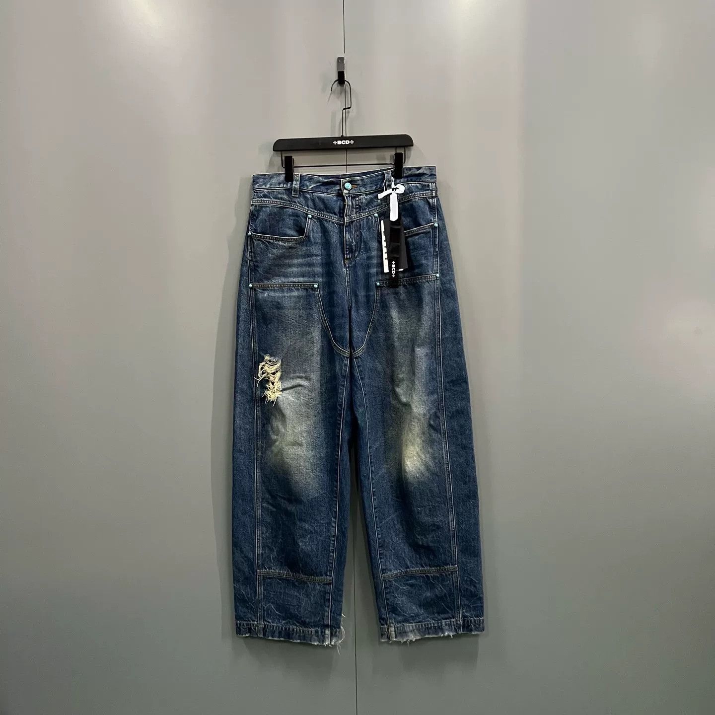 Louis Vuitton Louis Vuitton Distressed Jeans 33 Size US 33 - 2 Thumbnail