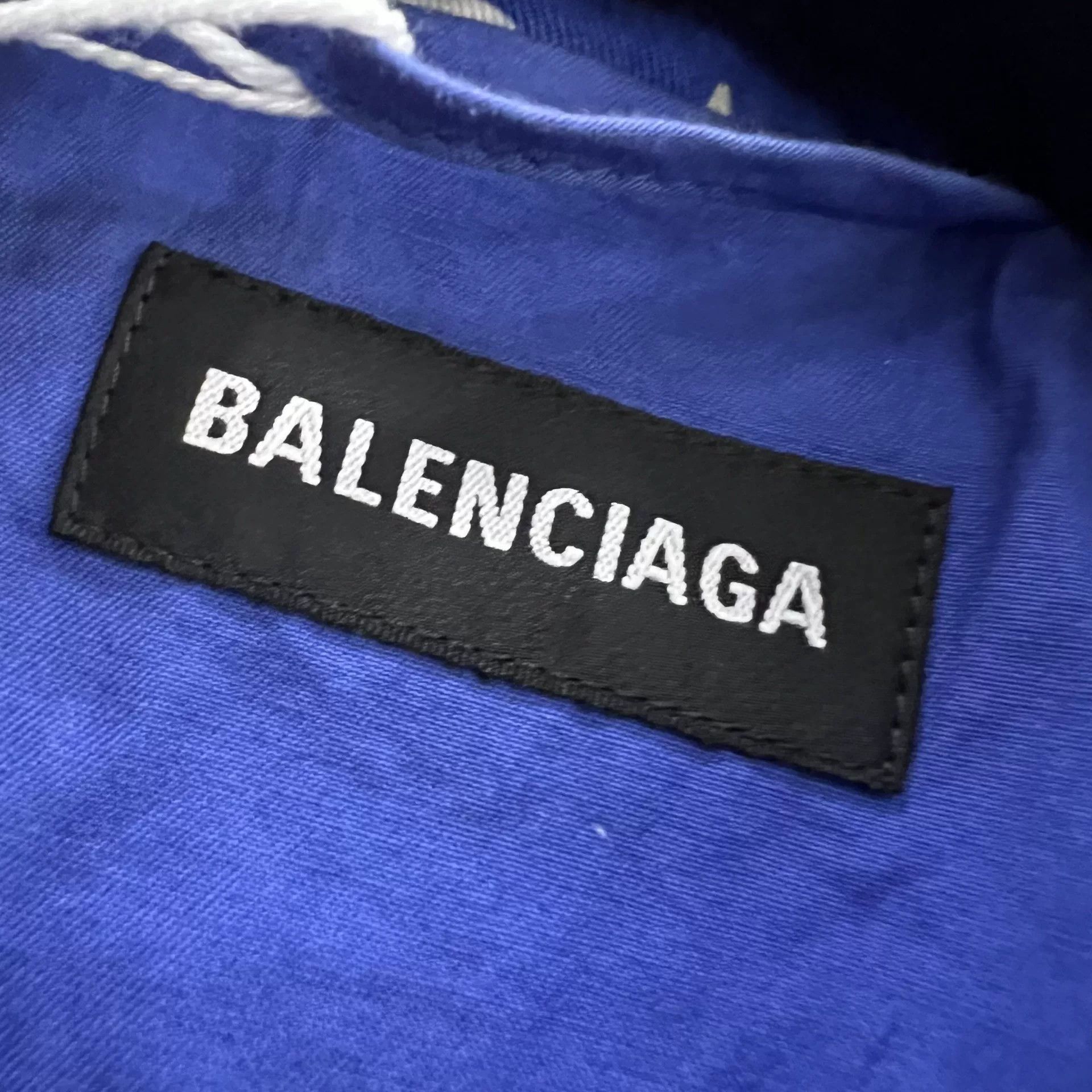 Balenciaga Balenciaga Eiffel Tower Print Zip Jacket 44 Size US S / EU 44-46 / 1 - 4 Thumbnail