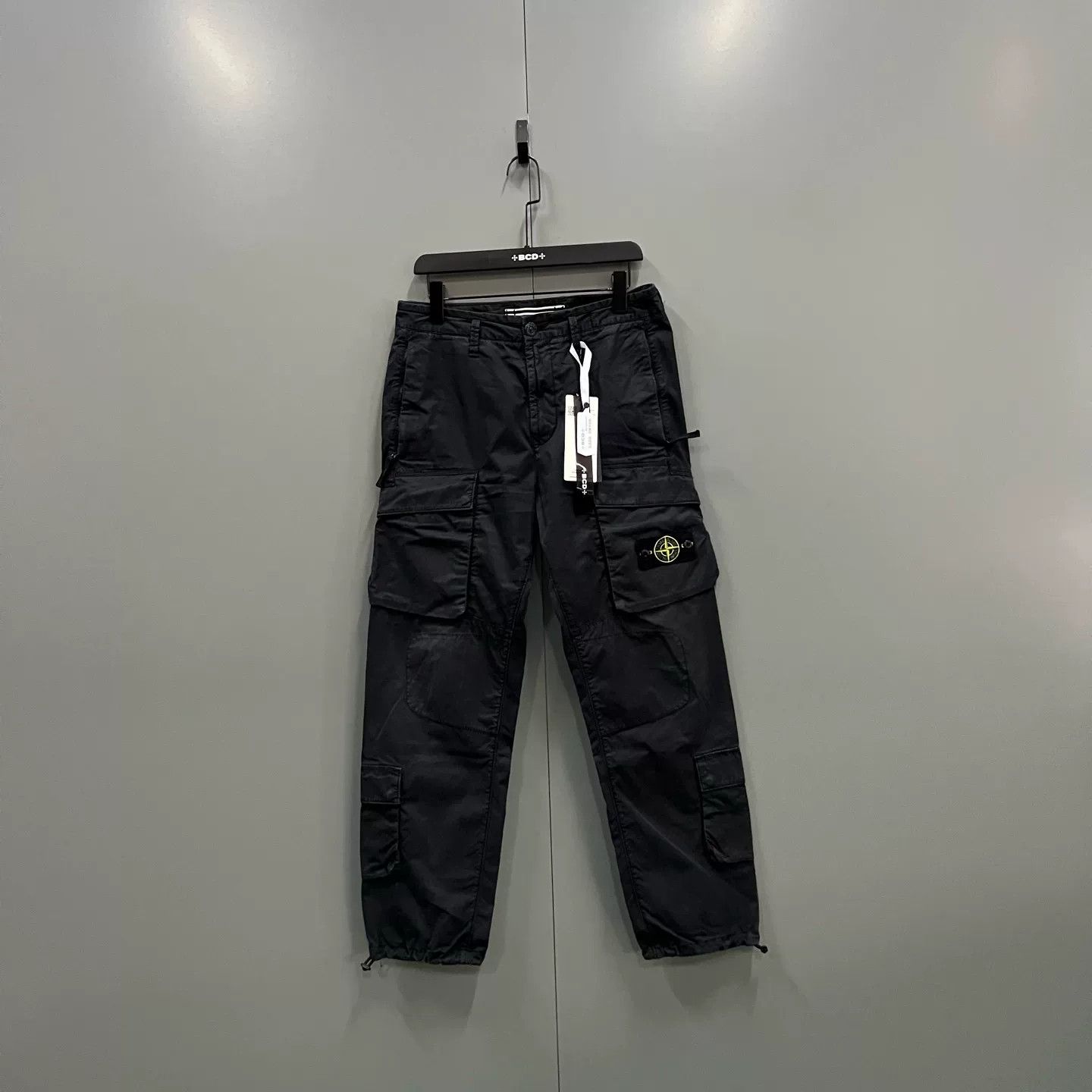 Stone Island Stone Island Compass Patch Cargo Pants Size 29 Size US 29 - 2 Thumbnail