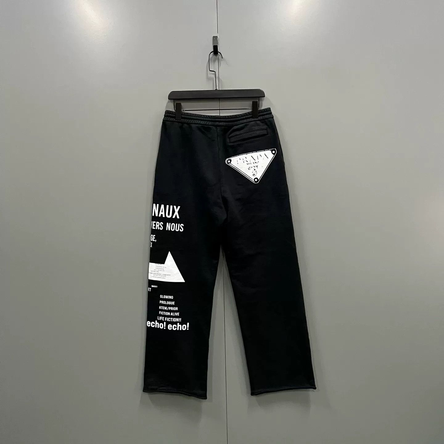 Prada Prada Graphic Print Triangle Logo Sweatpants US 30 Size US 30 / EU 46 - 3 Thumbnail
