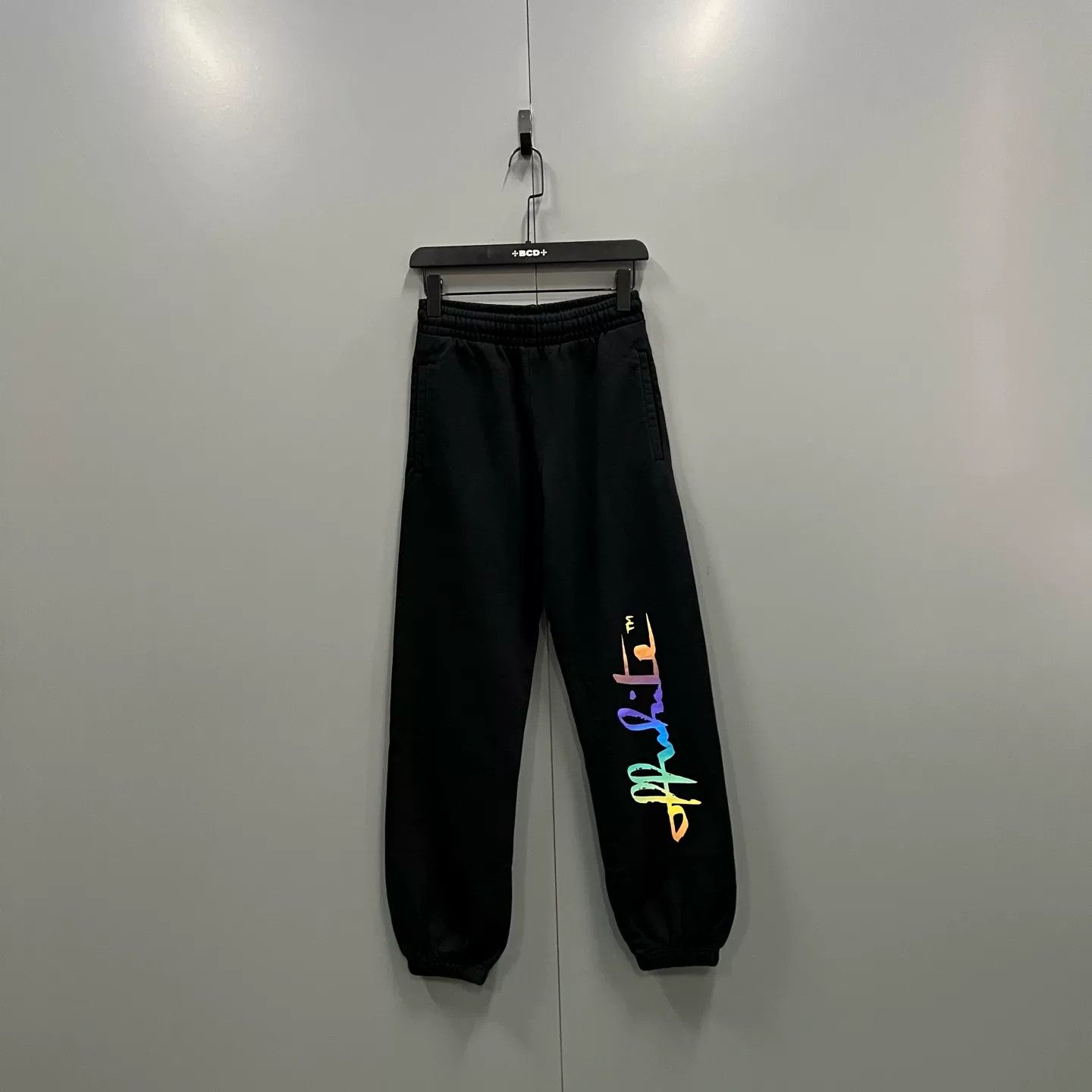 Off-White Off-White Rainbow Logo Sweatpants XS Size US 28 / EU 44 - 2 Thumbnail