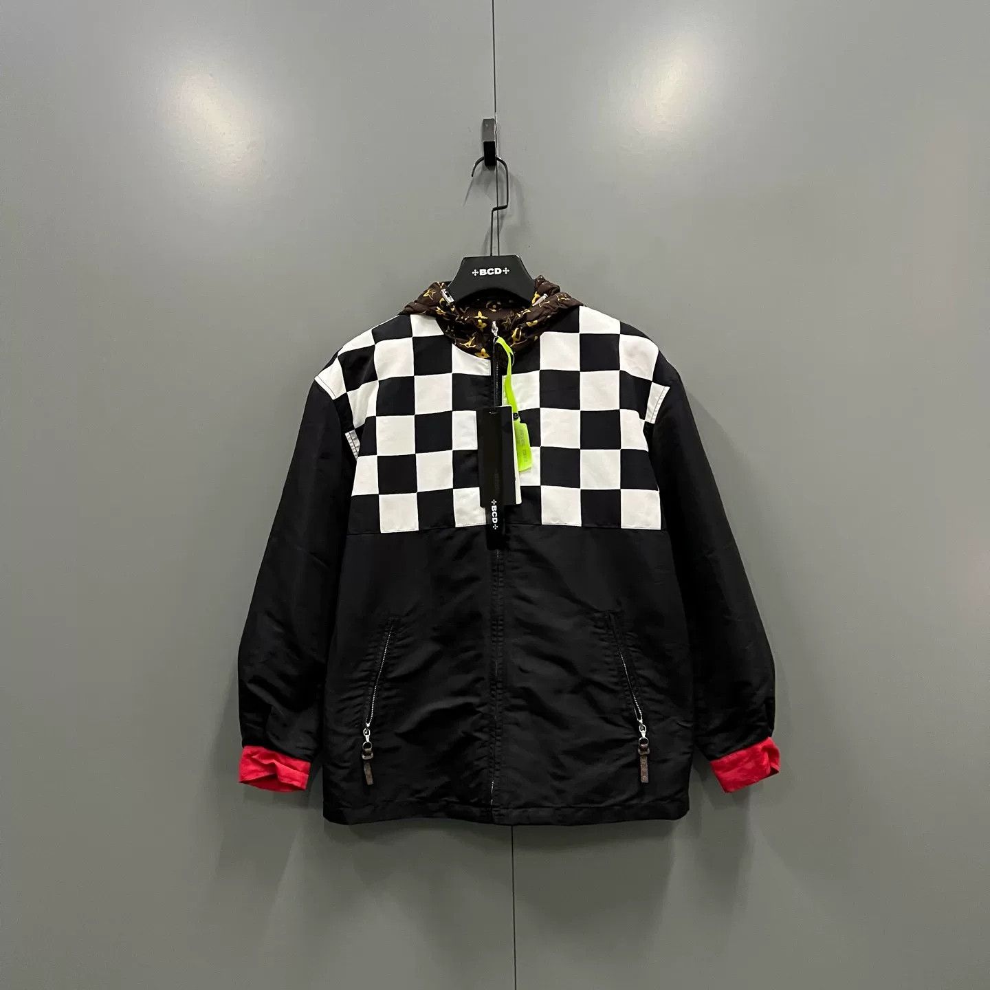 Louis Vuitton Louis Vuitton Checkerboard Monogram Hooded Jacket FR 38 Size S / US 4 / IT 40 - 2 Thumbnail