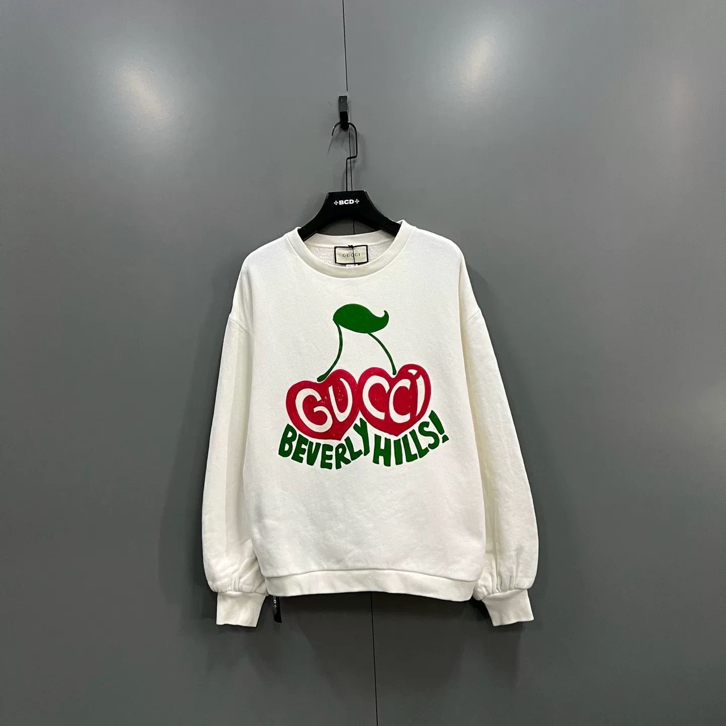 Gucci Gucci Cherry GG Beverly Hills Sweatshirt Size M Size US M / EU 48-50 / 2 - 2 Thumbnail