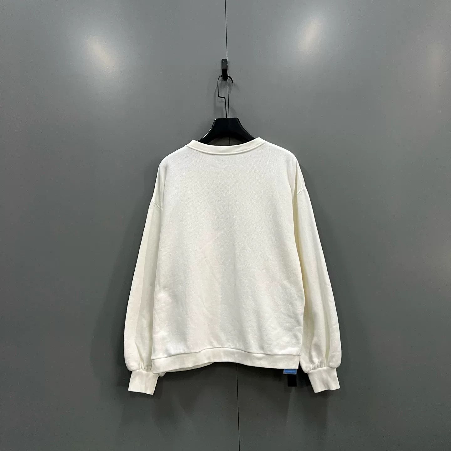 Gucci Gucci Cherry GG Beverly Hills Sweatshirt Size M Size US M / EU 48-50 / 2 - 3 Thumbnail