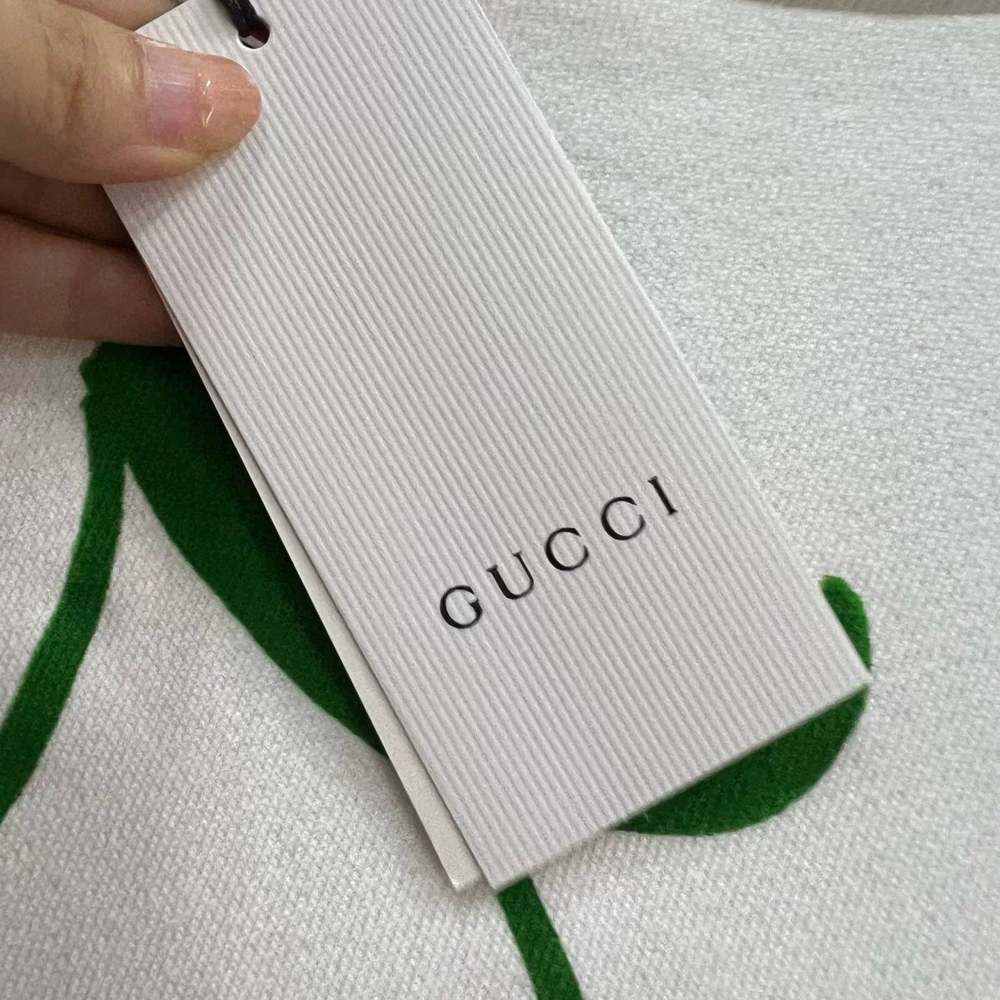 Gucci Gucci Cherry GG Beverly Hills Sweatshirt Size M Size US M / EU 48-50 / 2 - 5 Thumbnail