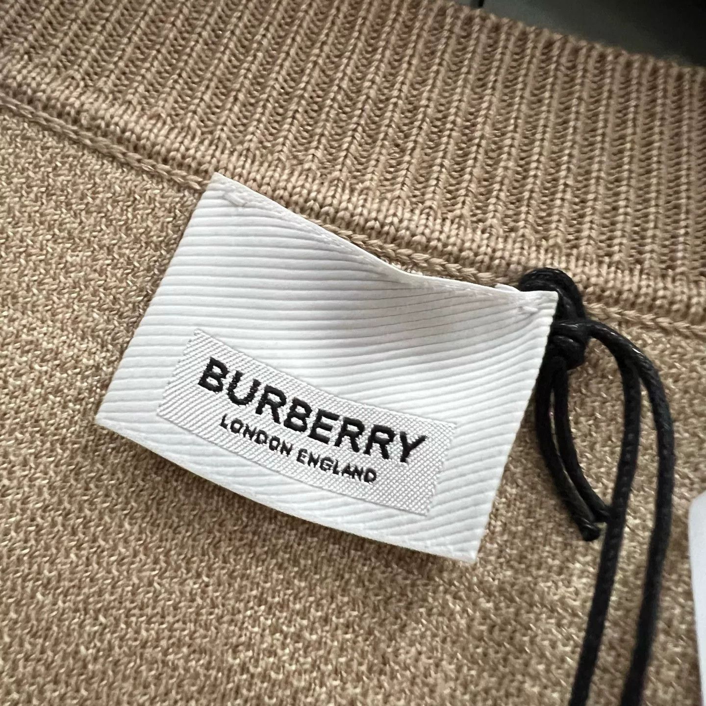 Burberry Burberry Check Print Wool Silk Knit T-Shirt Size L Size US L / EU 52-54 / 3 - 4 Thumbnail