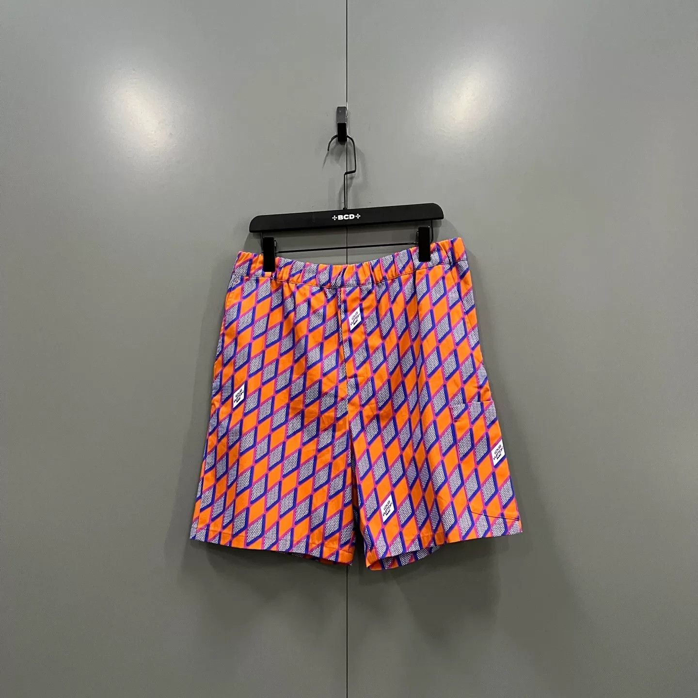 Louis Vuitton Louis Vuitton Diamond Pattern Shorts 42 Size US 26 / EU 42 - 2 Thumbnail