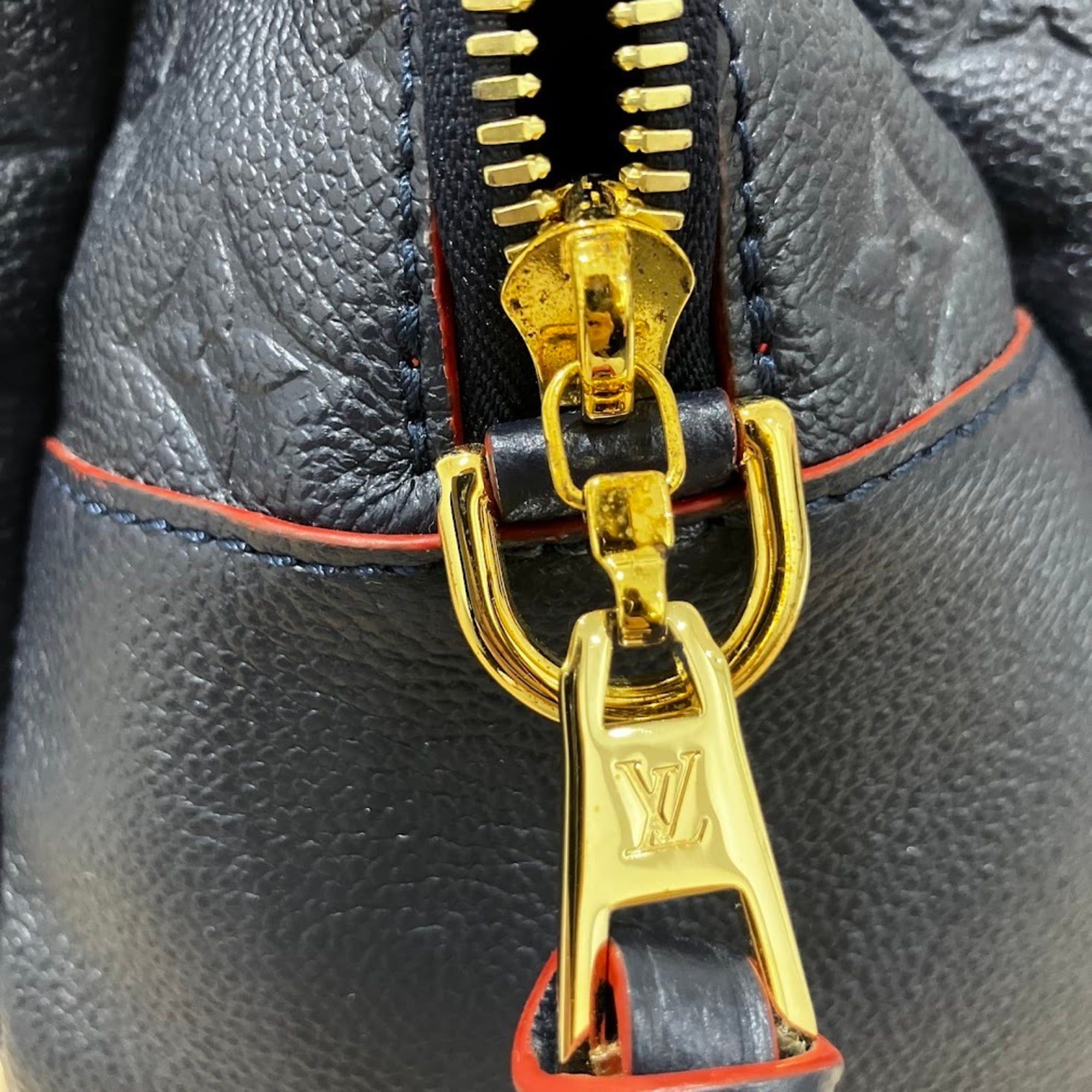 Louis Vuitton Louis Vuitton Monogram Empreinte Bag Pontue PM Black Size ONE SIZE - 8 Thumbnail