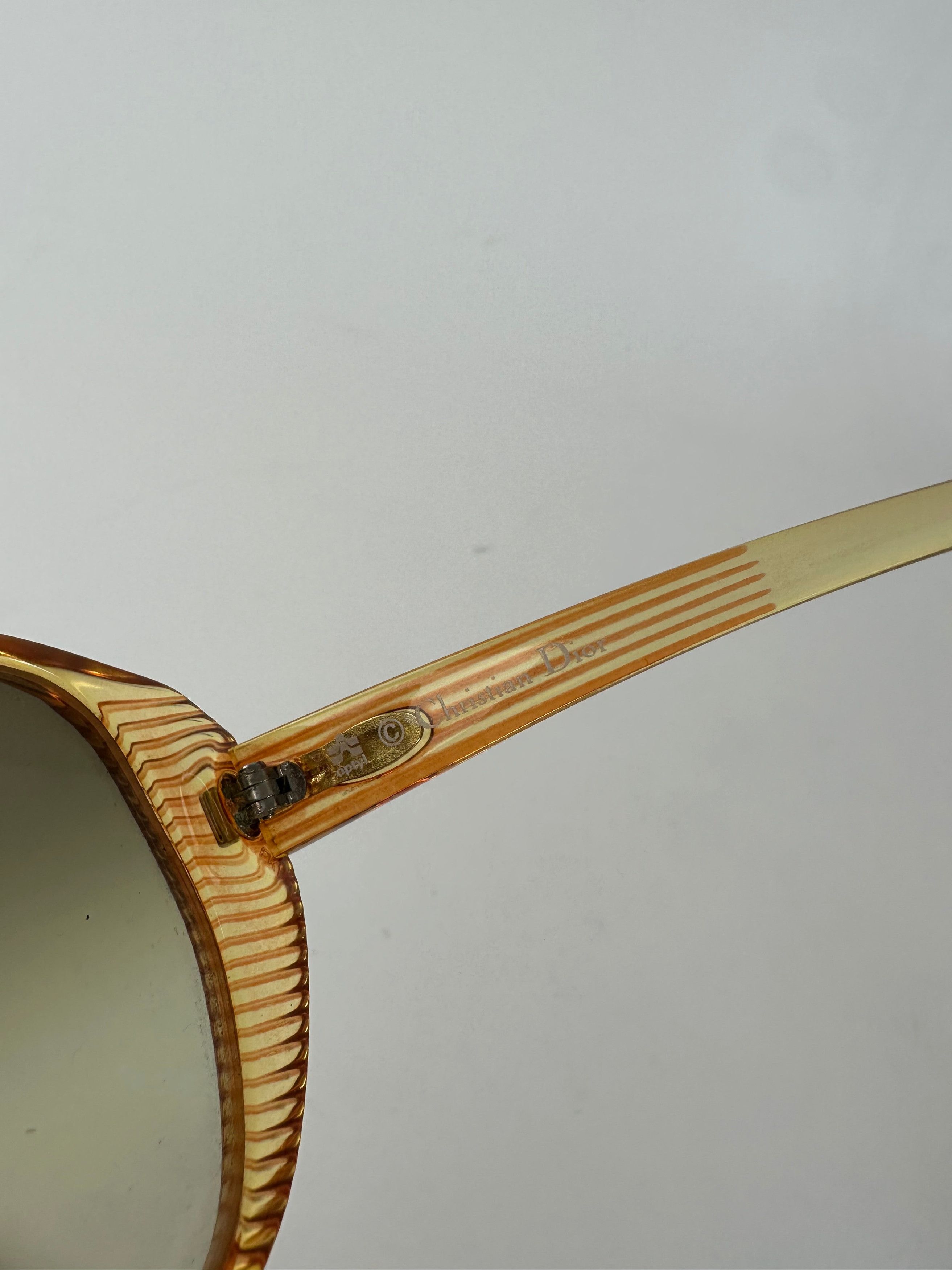 Dior Vintage Butterfly Overd Sunglasses Model 2061 Amber Size ONE SIZE - 5 Thumbnail