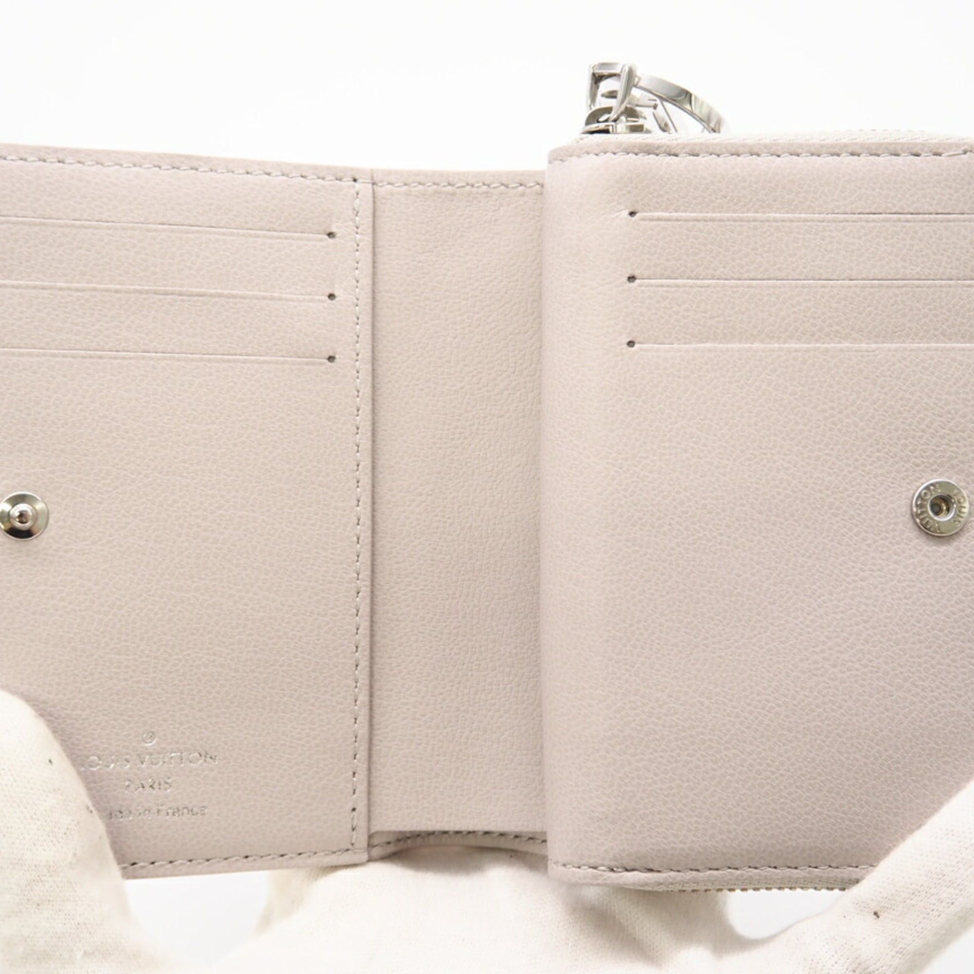 Louis Vuitton Louis Vuitton Lamb Leather Portefeuille Lou Bloom M14154 Bifold Wallet in Pinkish Gray Calf for Women Size ONE SIZE - 9 Thumbnail