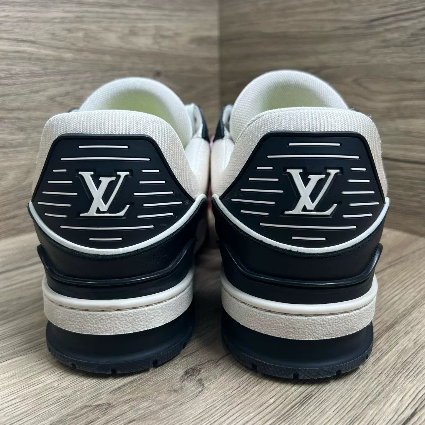 Louis Vuitton Louis Vuitton Black White Denim Trainer Sneakers US 8 Size US 8 / EU 41 - 6 Thumbnail