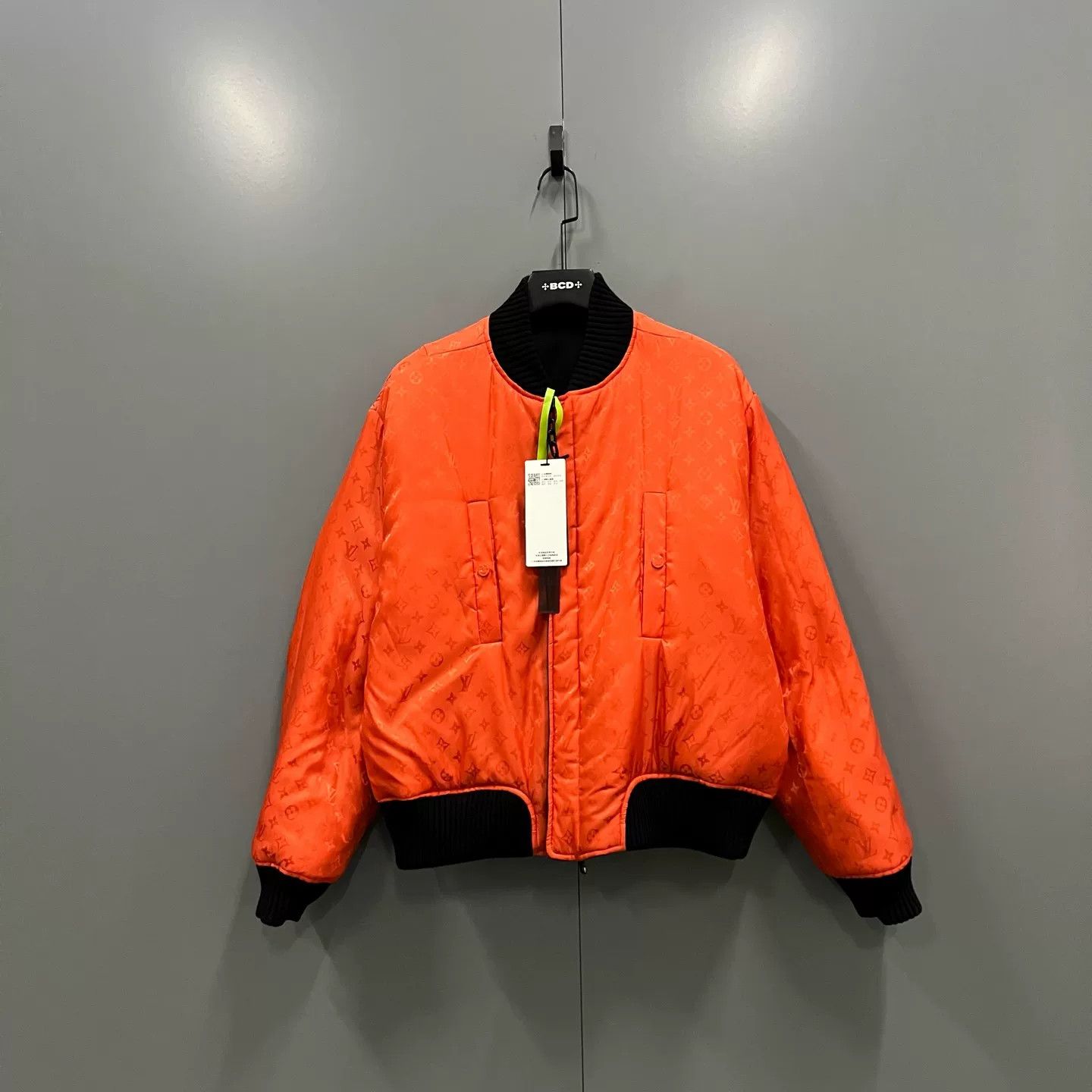 Louis Vuitton Louis Vuitton Reversible Monogram Bomber Jacket 50 Size US M / EU 48-50 / 2 - 4 Thumbnail